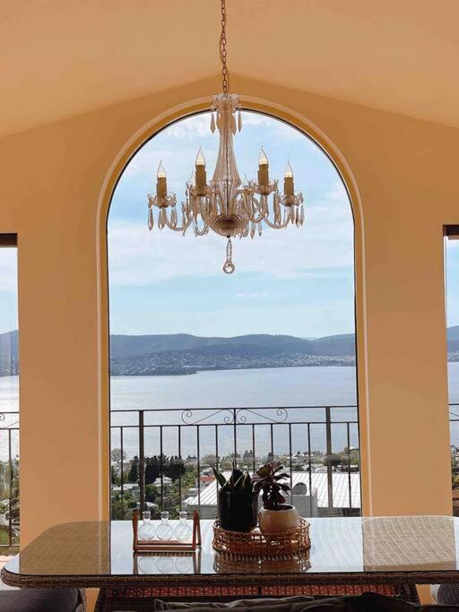 Millions View - Hobart