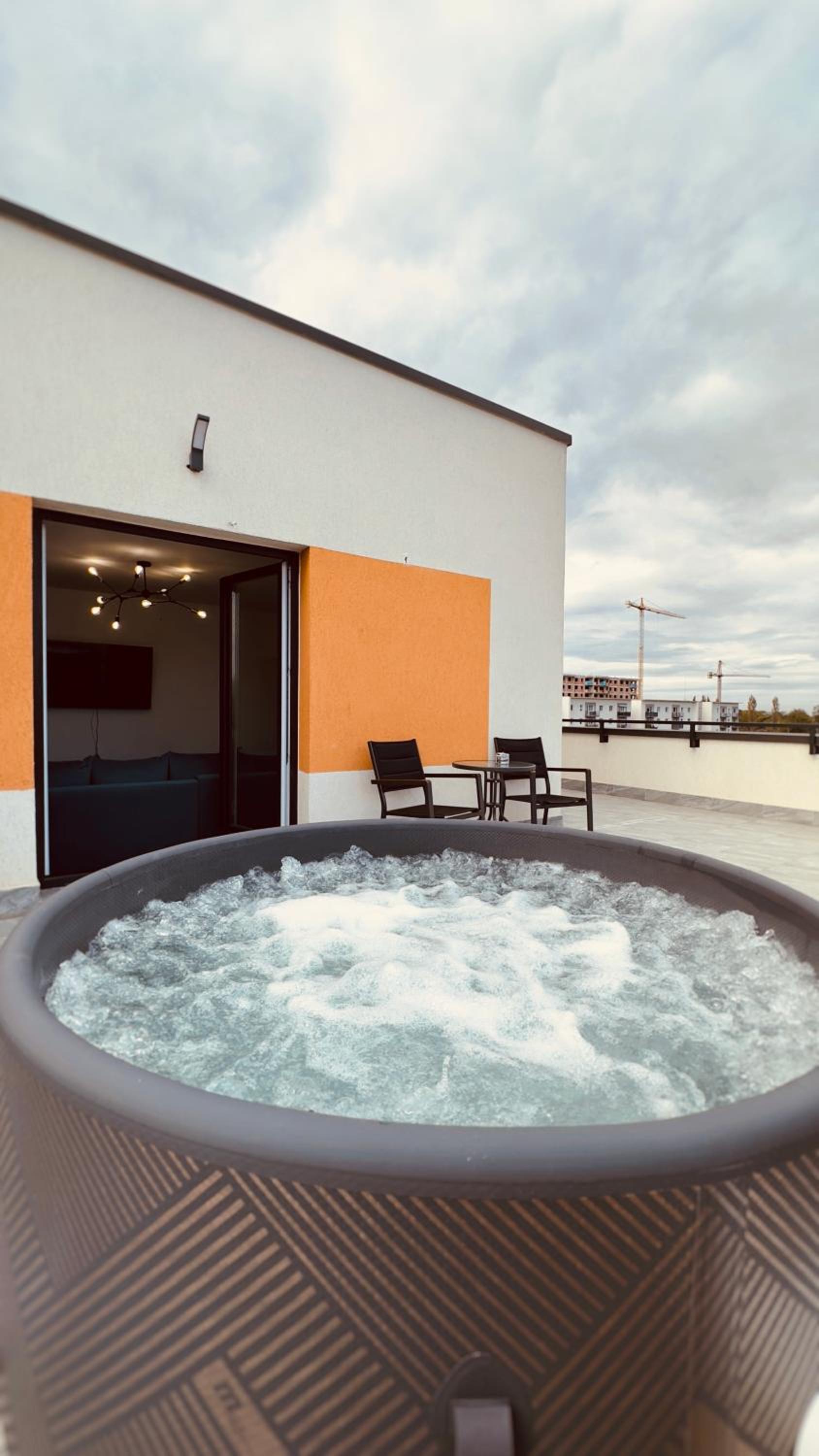 Hotel Skylark - Monaco Penthouse With Jacuzzi & Panoramic View