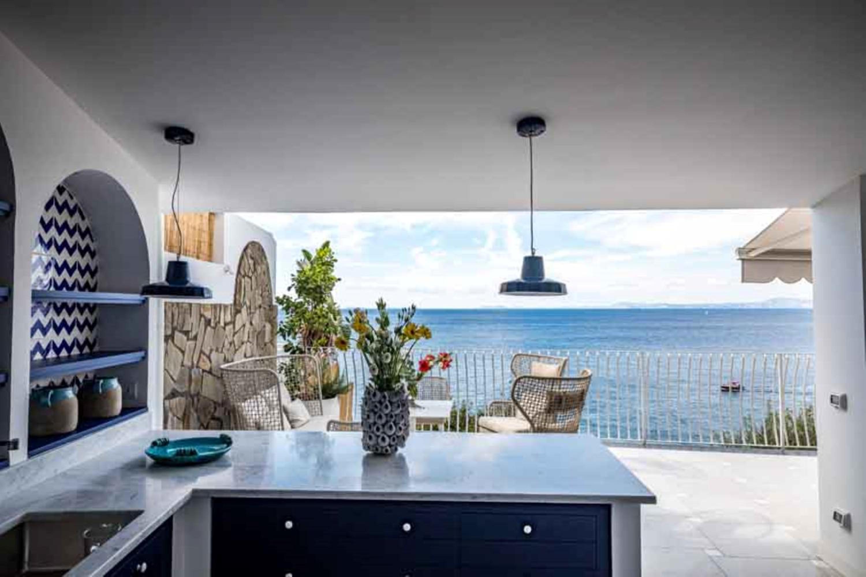 Amore Rentals - Villa dei Sogni view 5