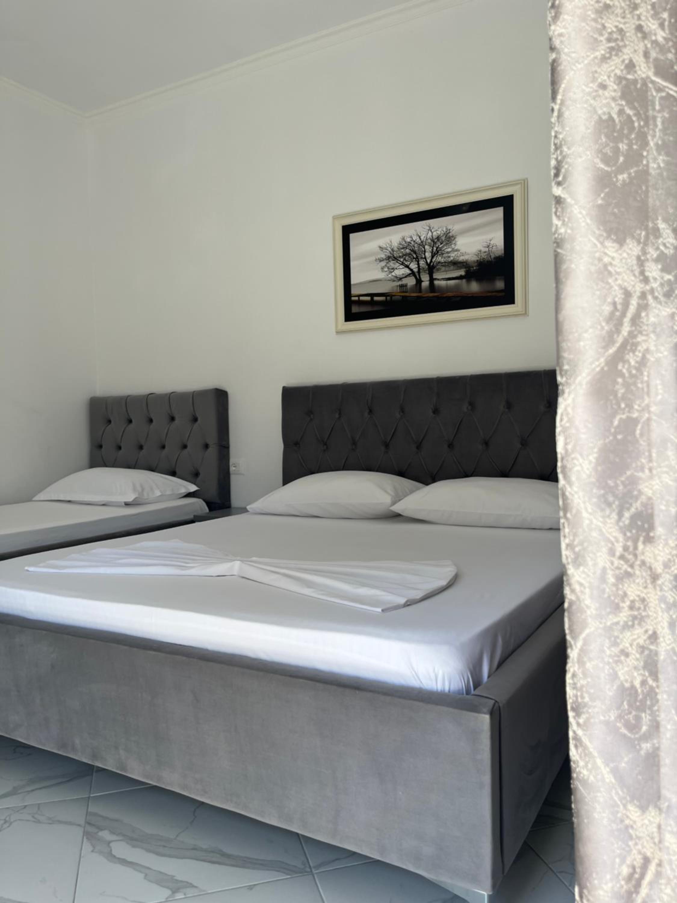 Xhefri's Apartments