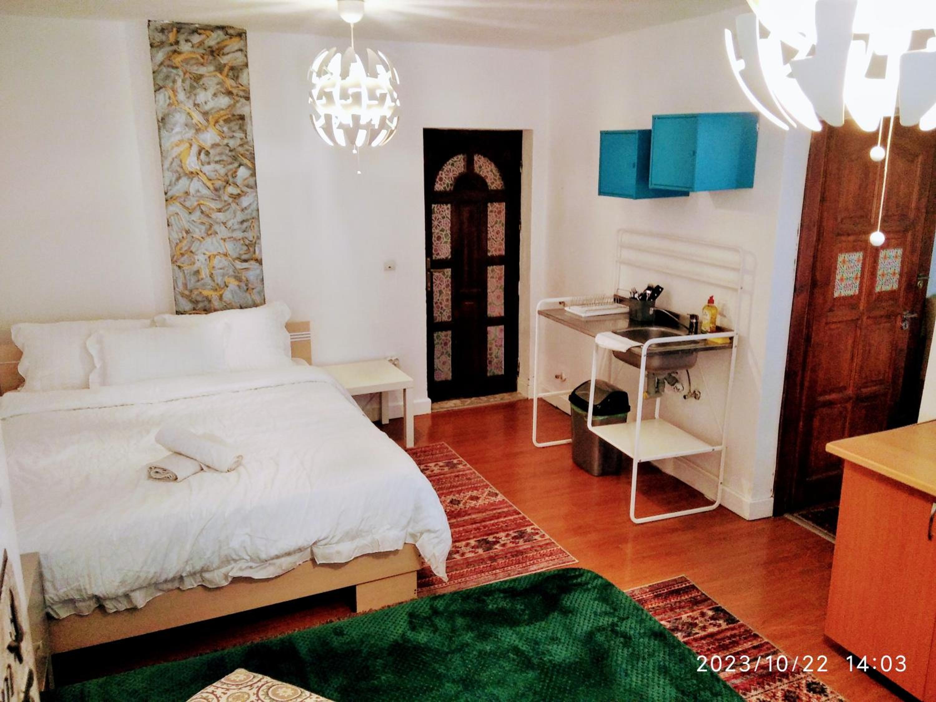 CASTEL RESIDENCE