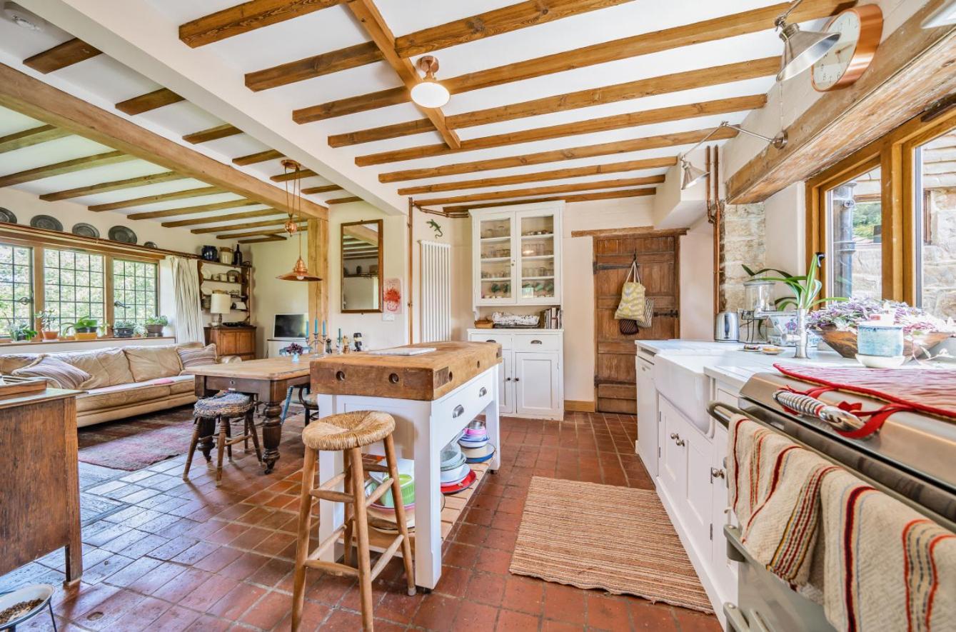Amazing Arts & Crafts House view 4