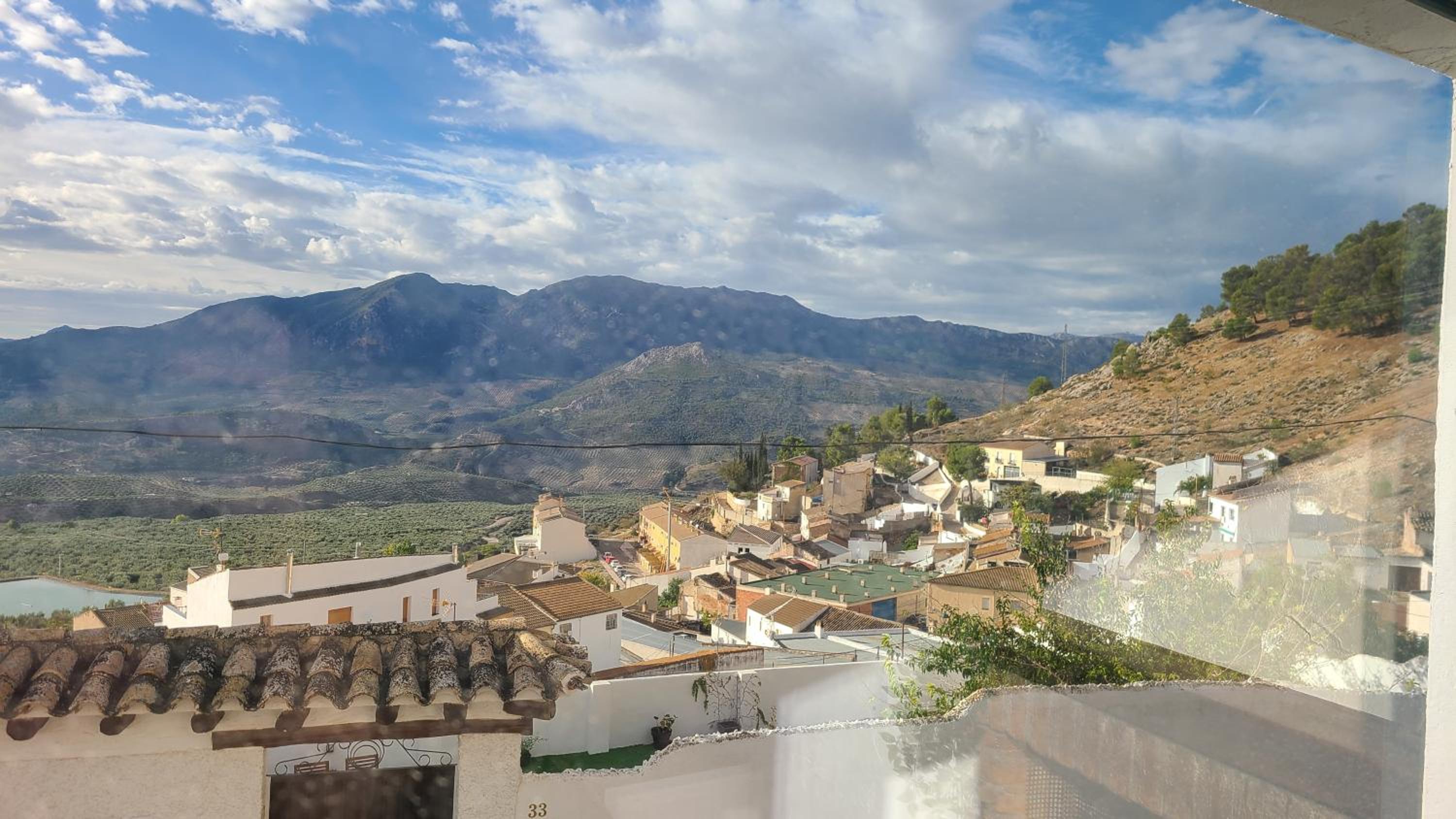 CASA CUEVA A-TIPICA