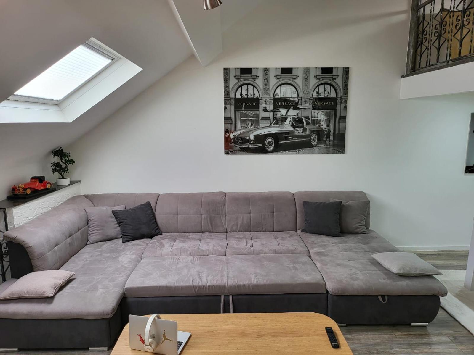 Duplex élégant situé à 1min de la gare du nord