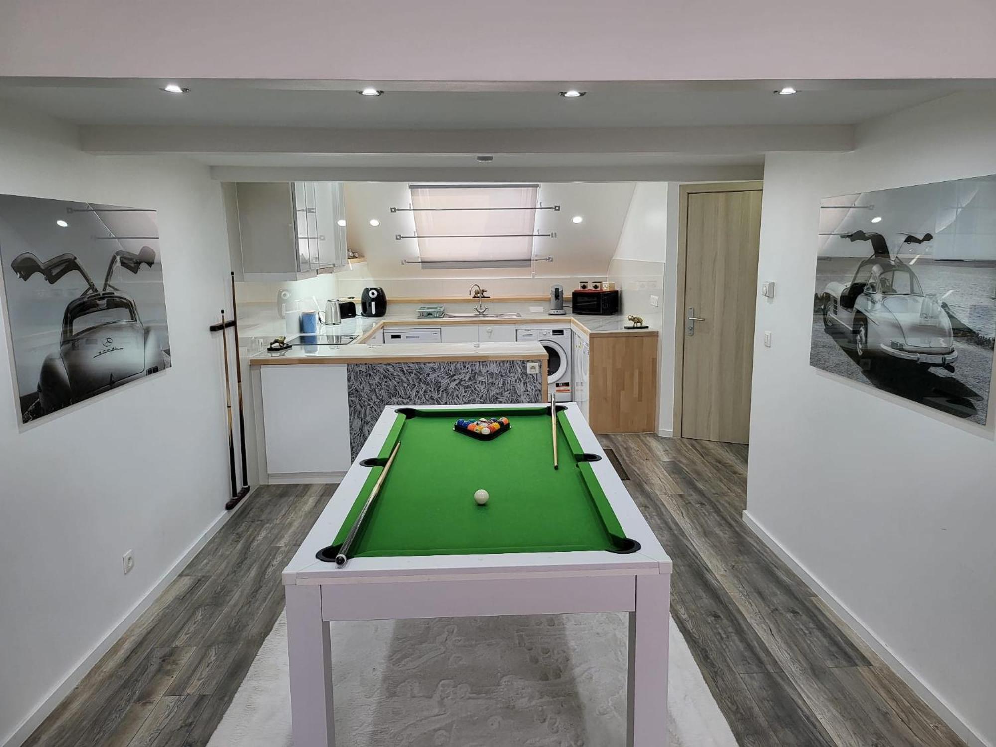 Duplex élégant situé à 1min de la gare du nord