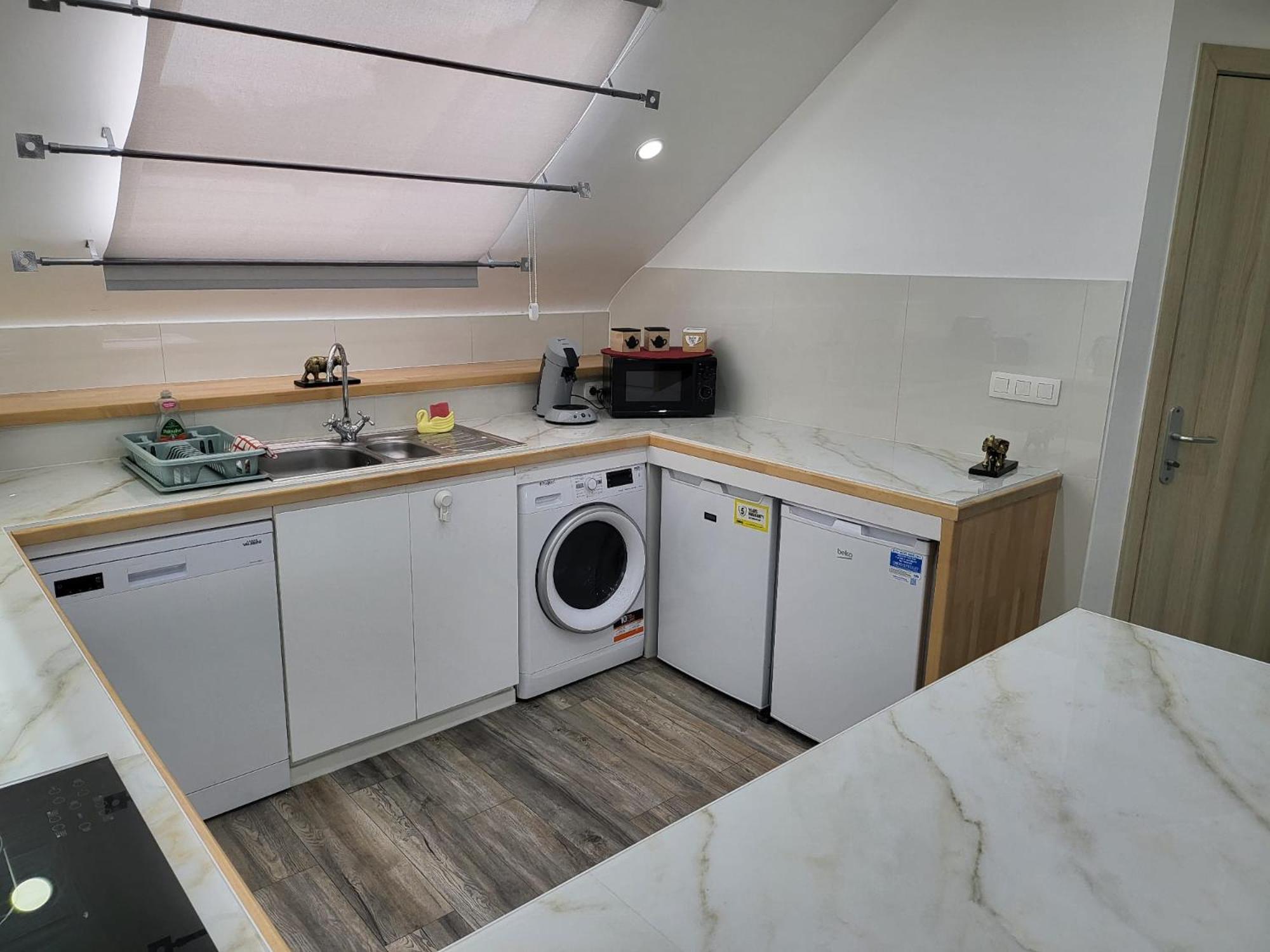 Duplex élégant situé à 1min de la gare du nord