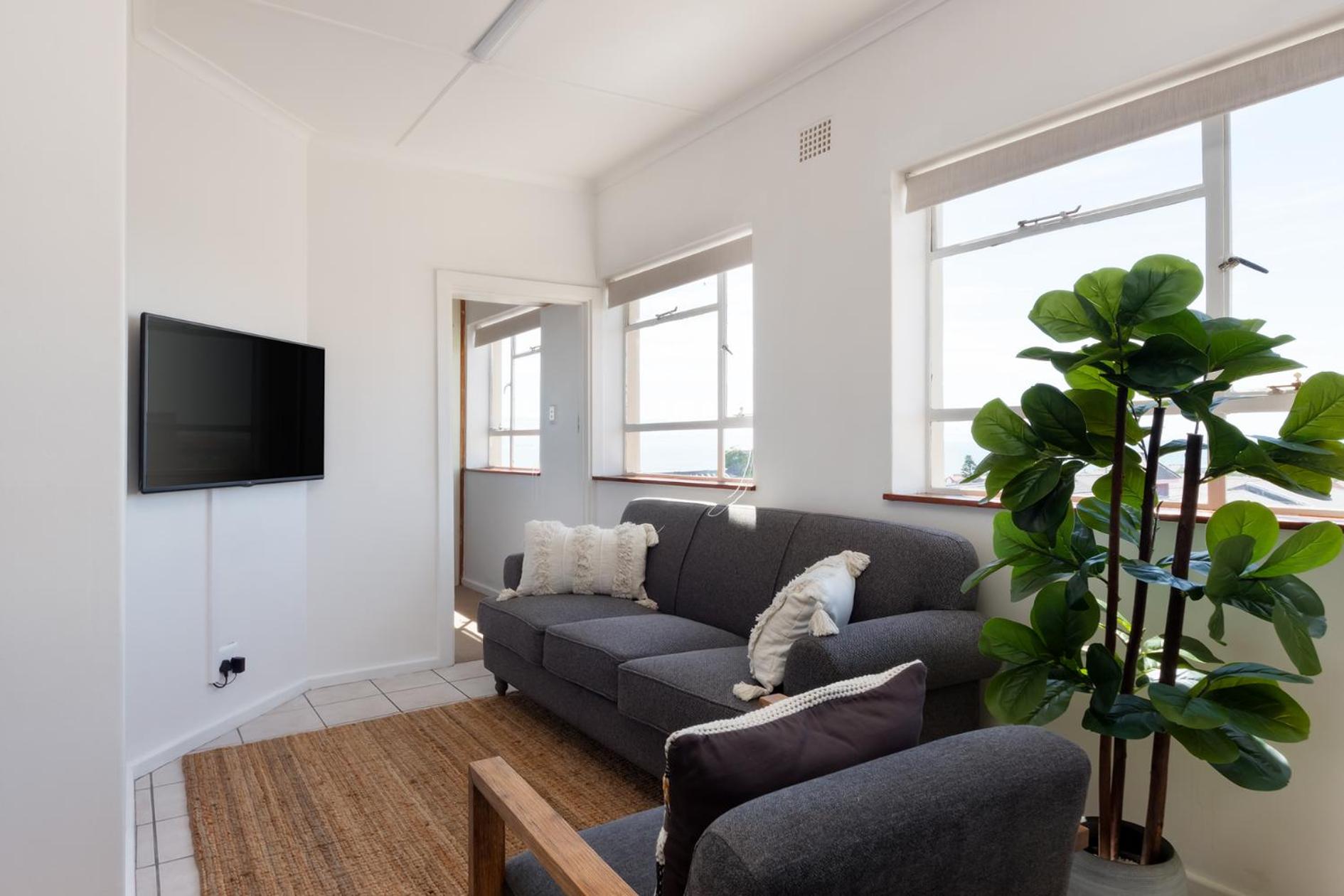 11@Mosselbay - Entire 2 bed room with sea view apartment