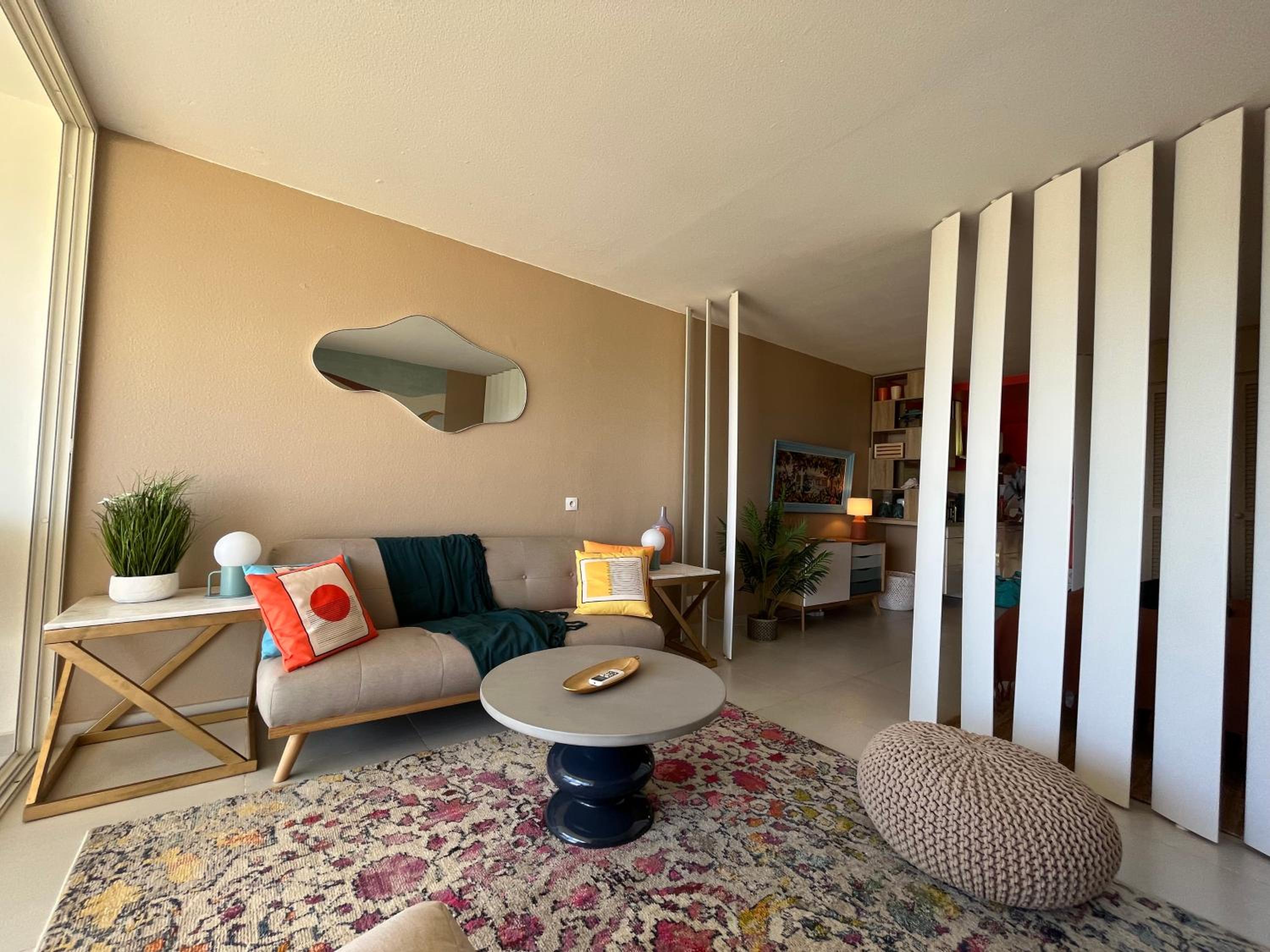 Mont Vernon Secret Magnifique studio sur la plage avec piscine Orient Bay