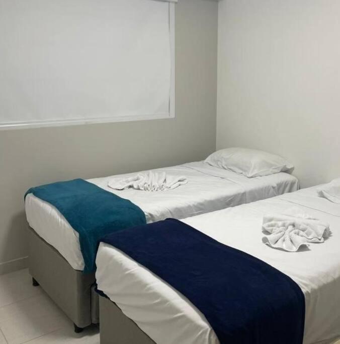 Flat em condomínio beira mar. Apto incrível!