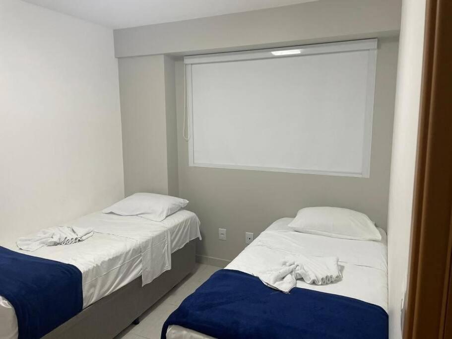 Flat em condomínio beira mar. Apto incrível!