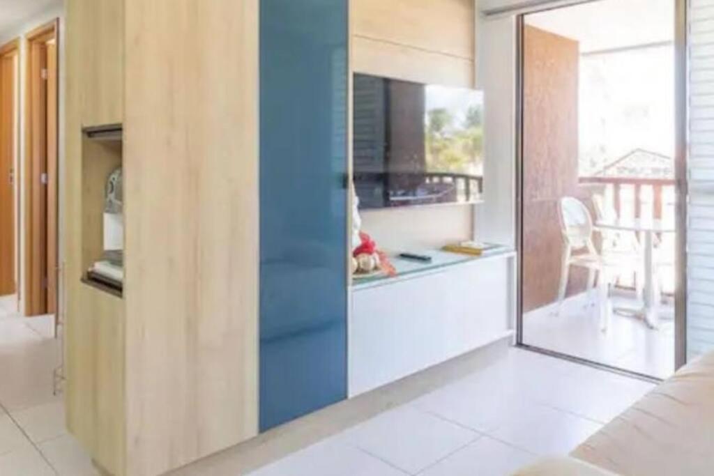 Flat em condomínio beira mar. Apto incrível!