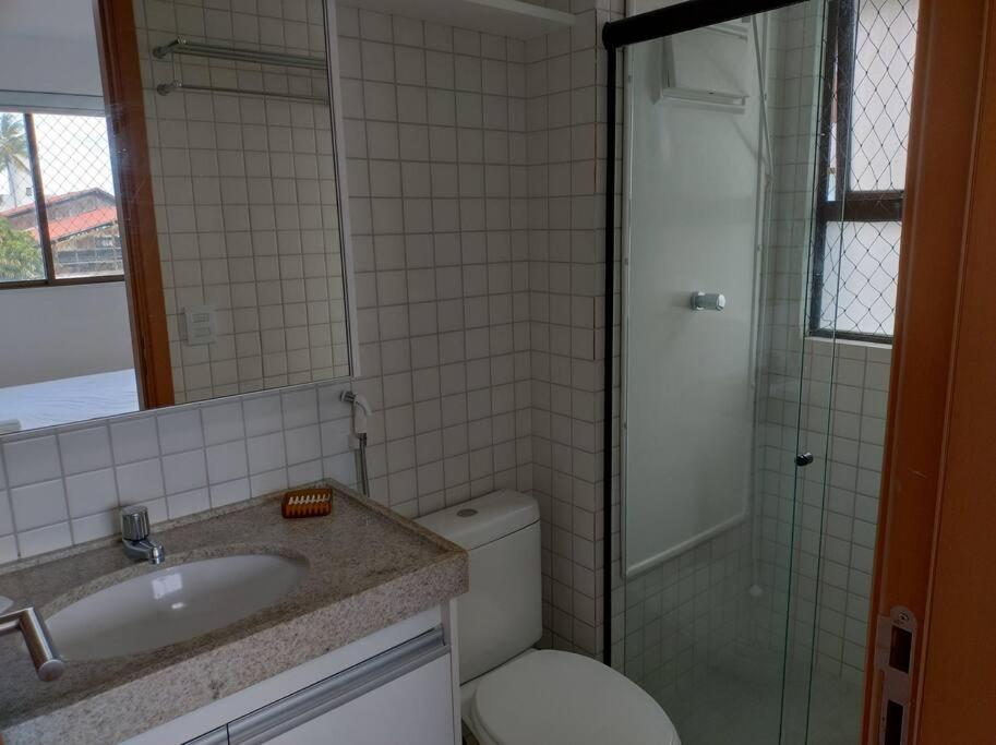 Flat em condomínio beira mar. Apto incrível!
