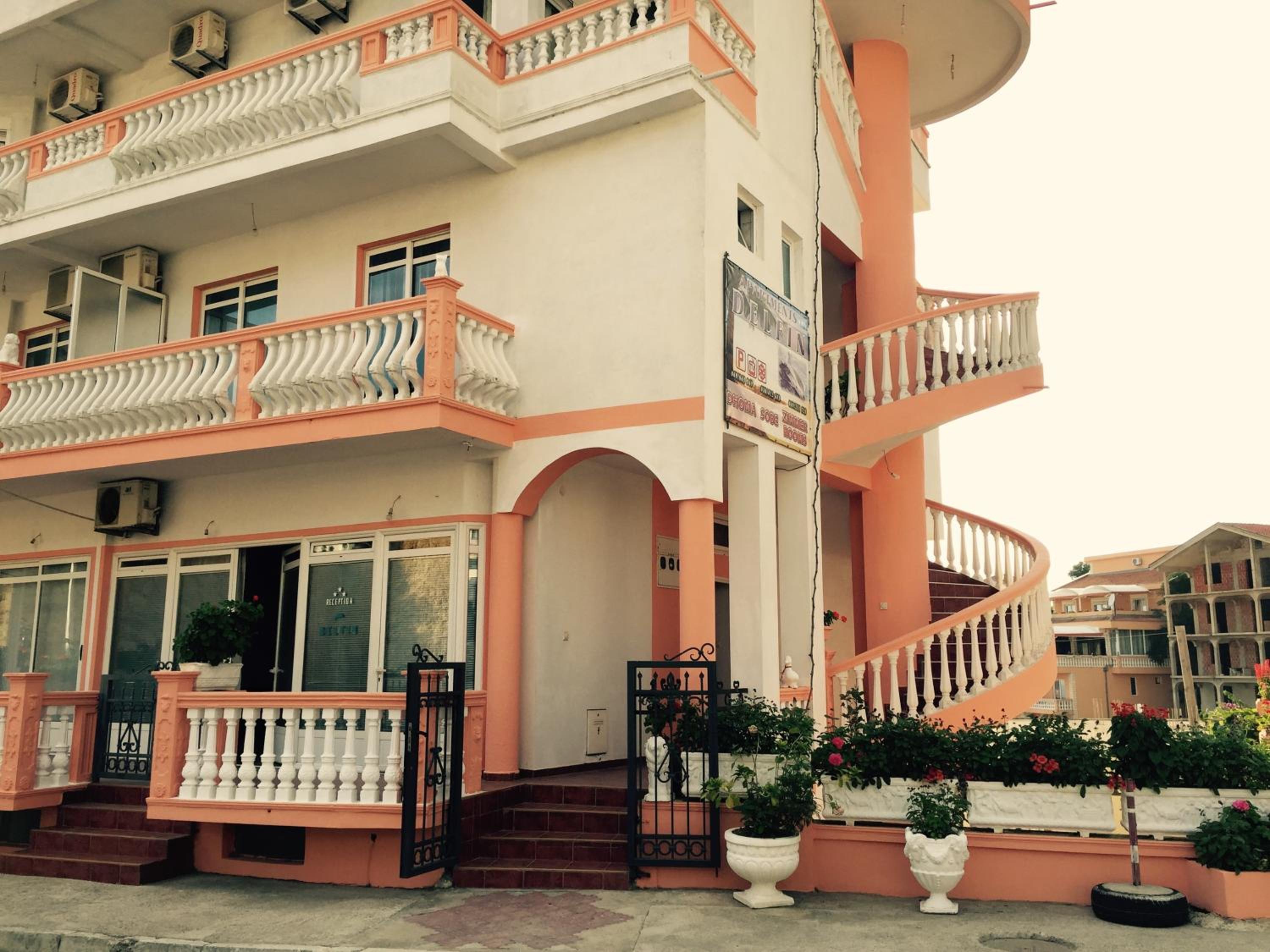 Apartments Delfin