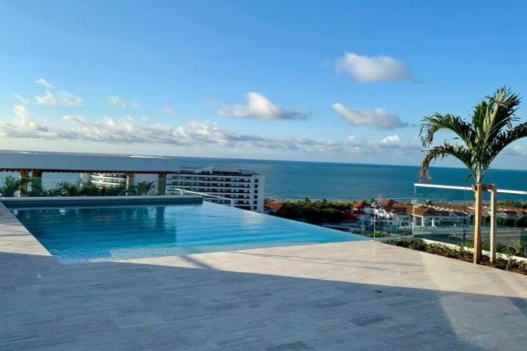 Apartamento en edificio con espectacular terraza