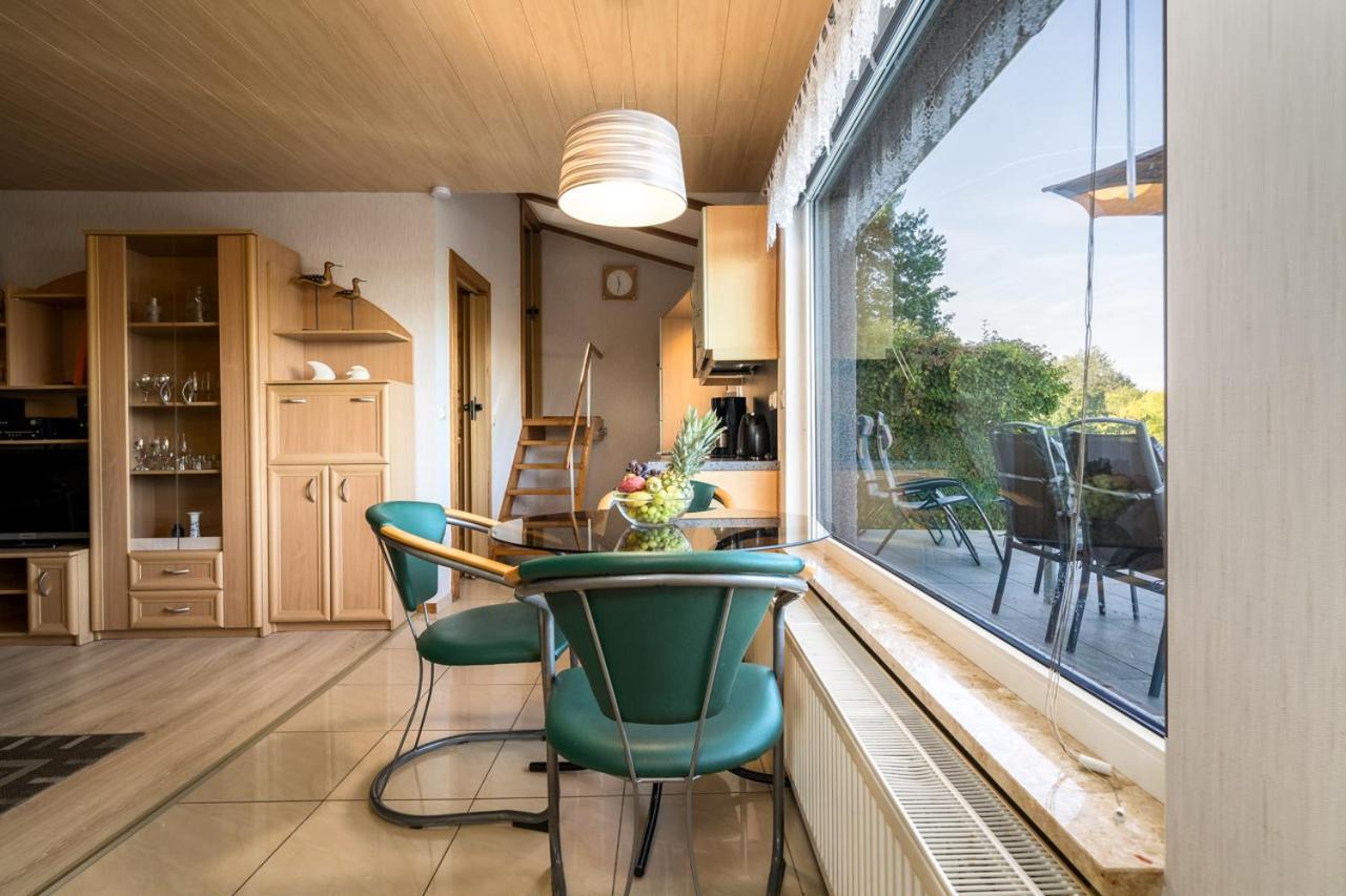 Ferienhaus Haus am See mit Wassergrundstück