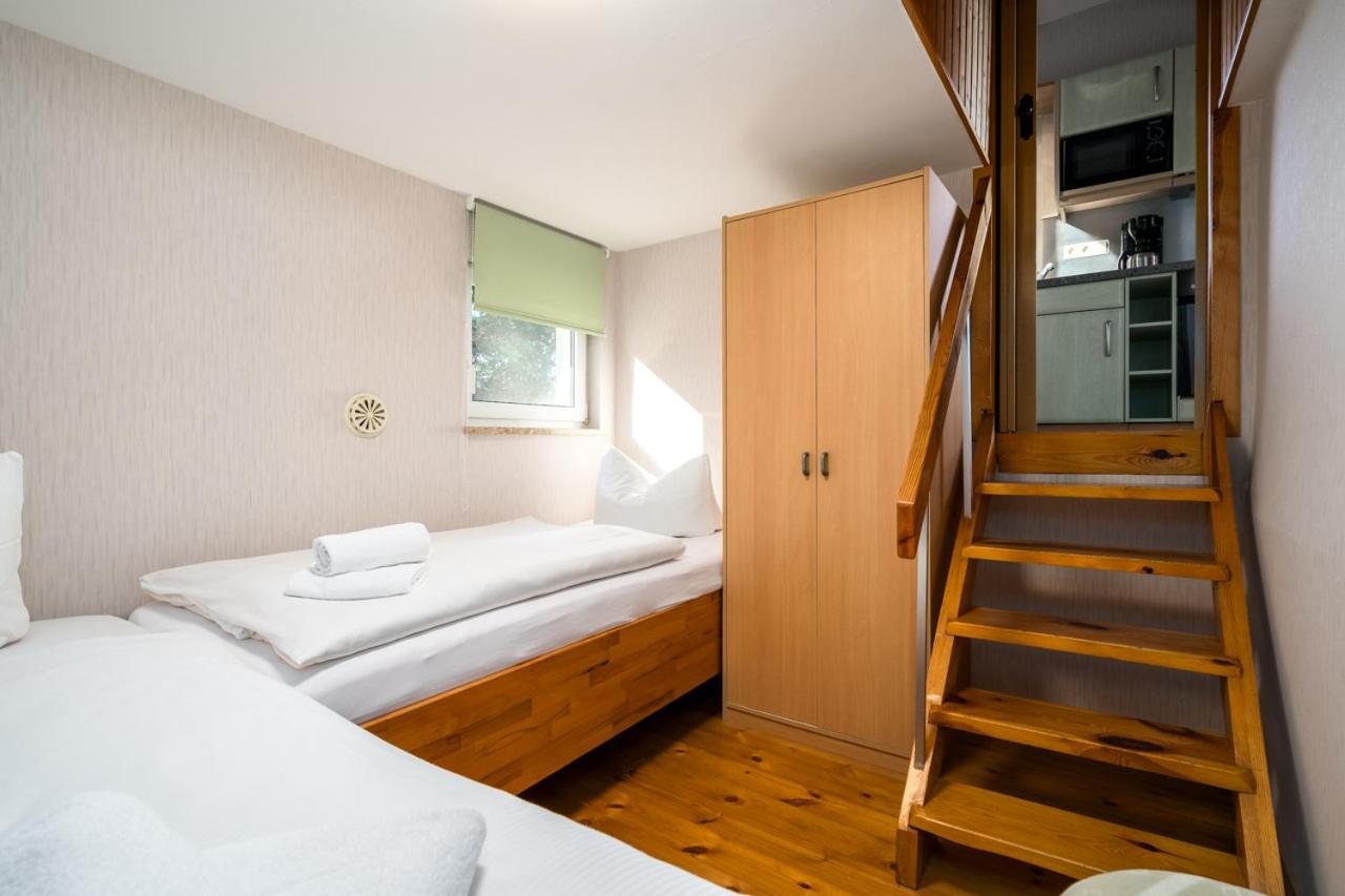 Ferienhaus Haus am See mit Wassergrundstück