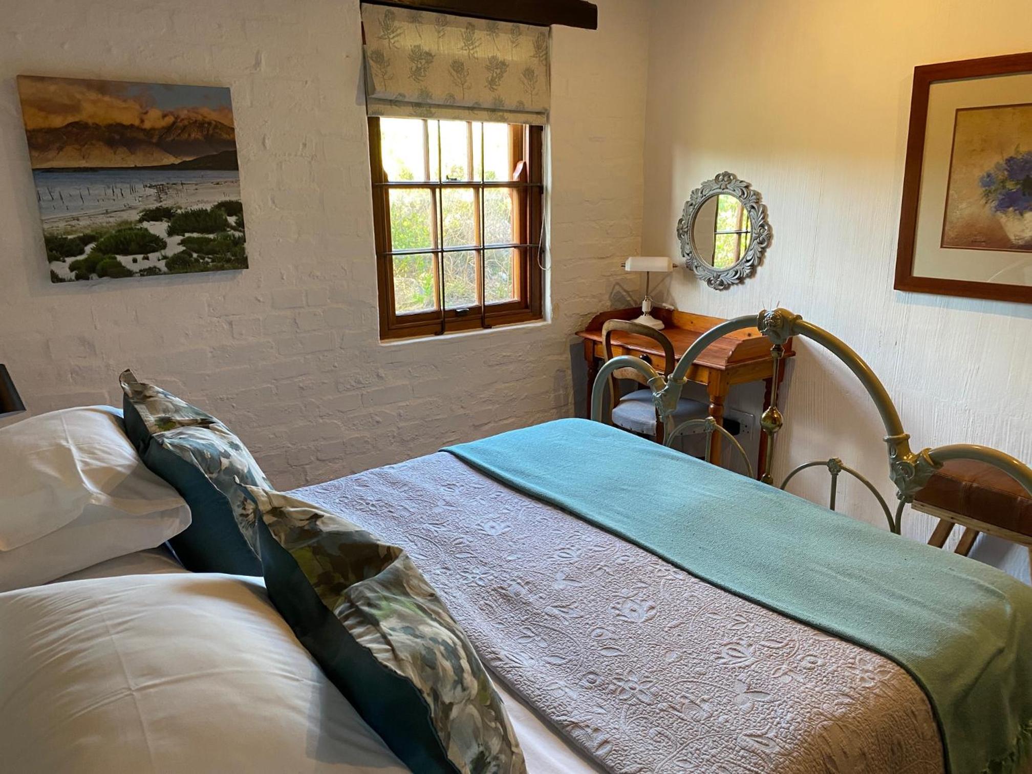 Hidden Stream Cottage view 5