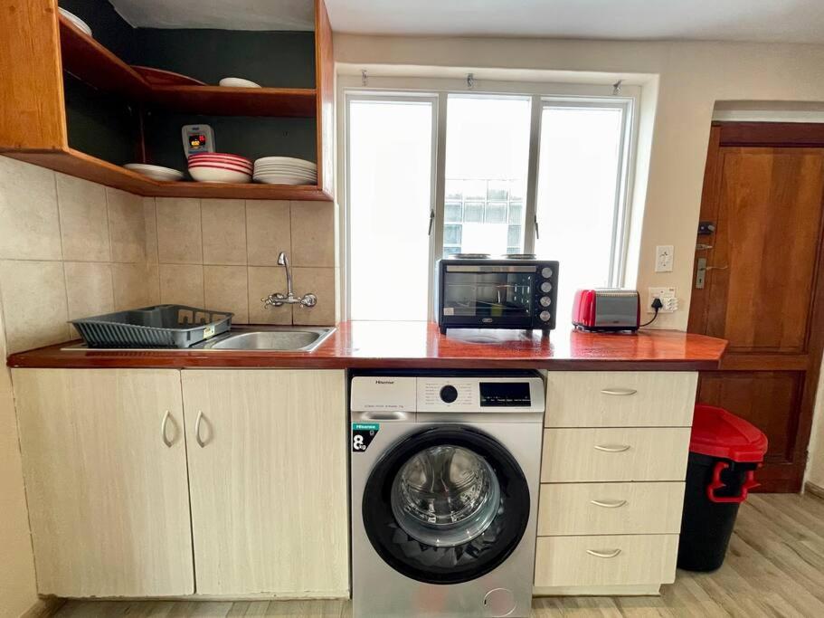 1BR Cottage Pvt Entry, Load Shed Ready, Book Now!