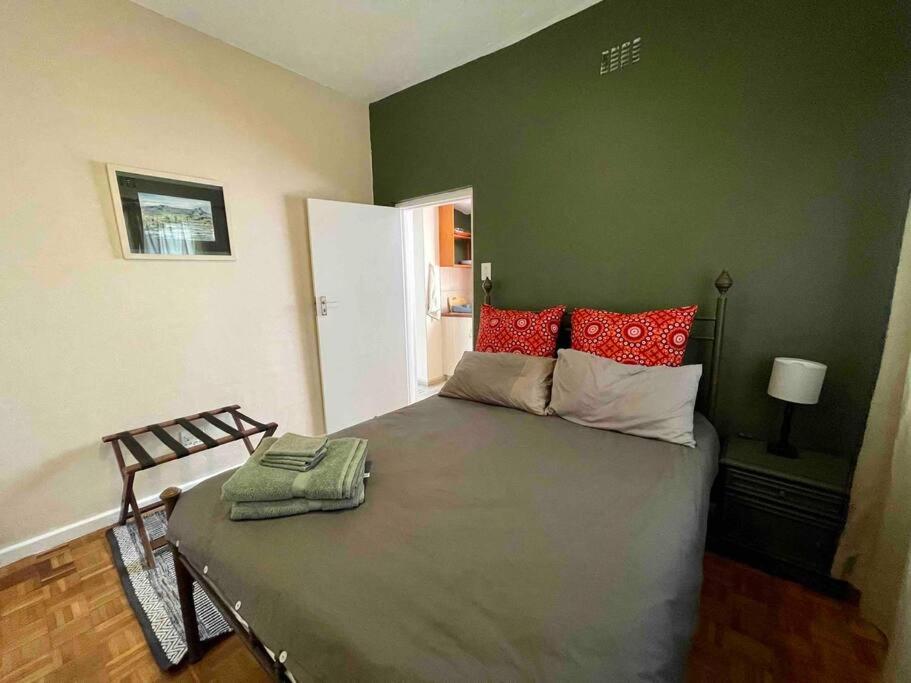 1BR Cottage Pvt Entry, Load Shed Ready, Book Now!