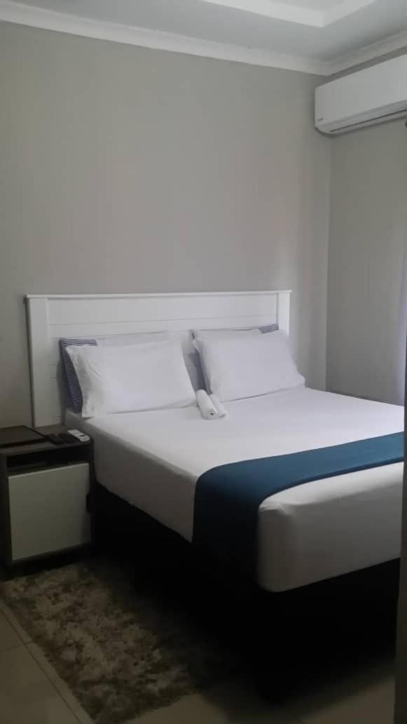 Chobe Blue Guest Inn