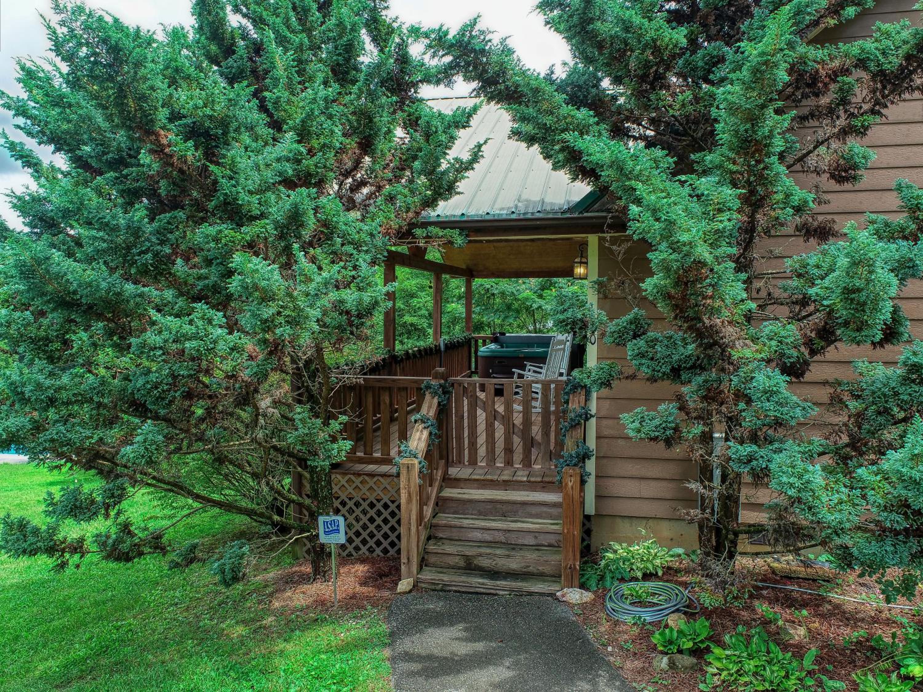 Smoky Mountain Getaway cabin