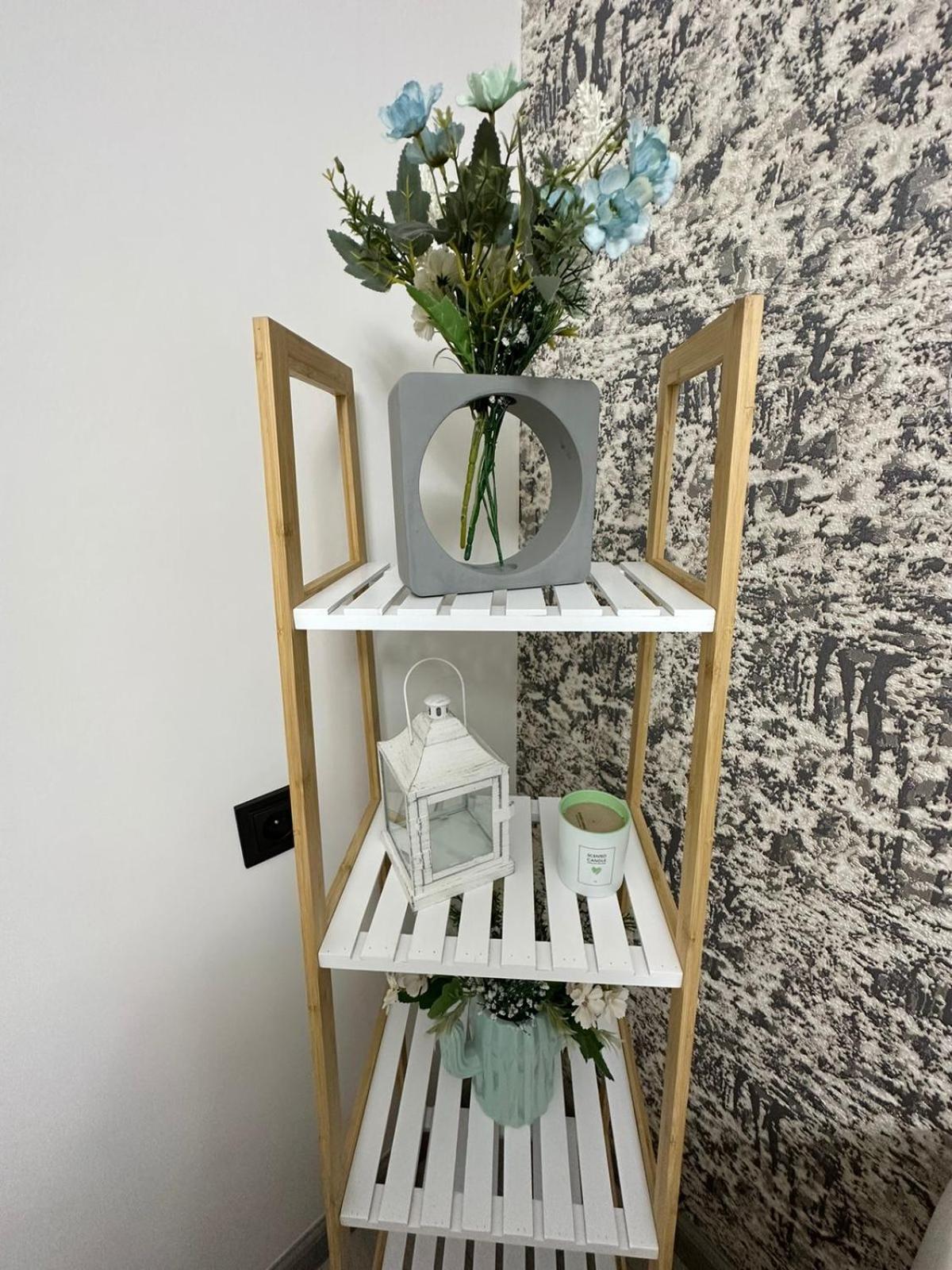 Christina's Stylish Stay at Shinararner 6 / 1, Ajapniak, Yerevan
