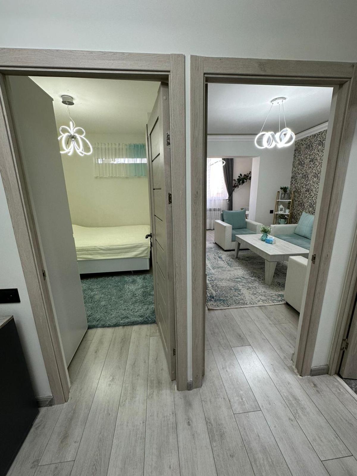 Christina's Stylish Stay at Shinararner 6 / 1, Ajapniak, Yerevan