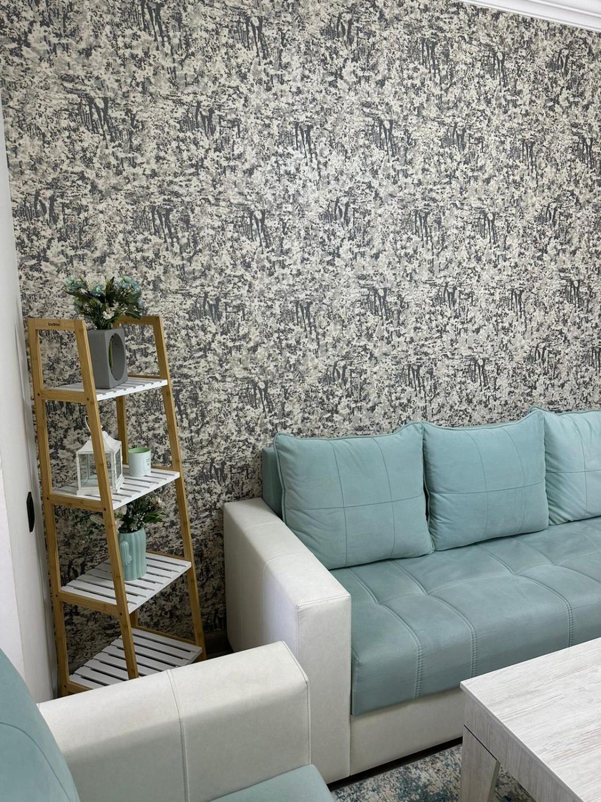 Christina's Stylish Stay at Shinararner 6 / 1, Ajapniak, Yerevan