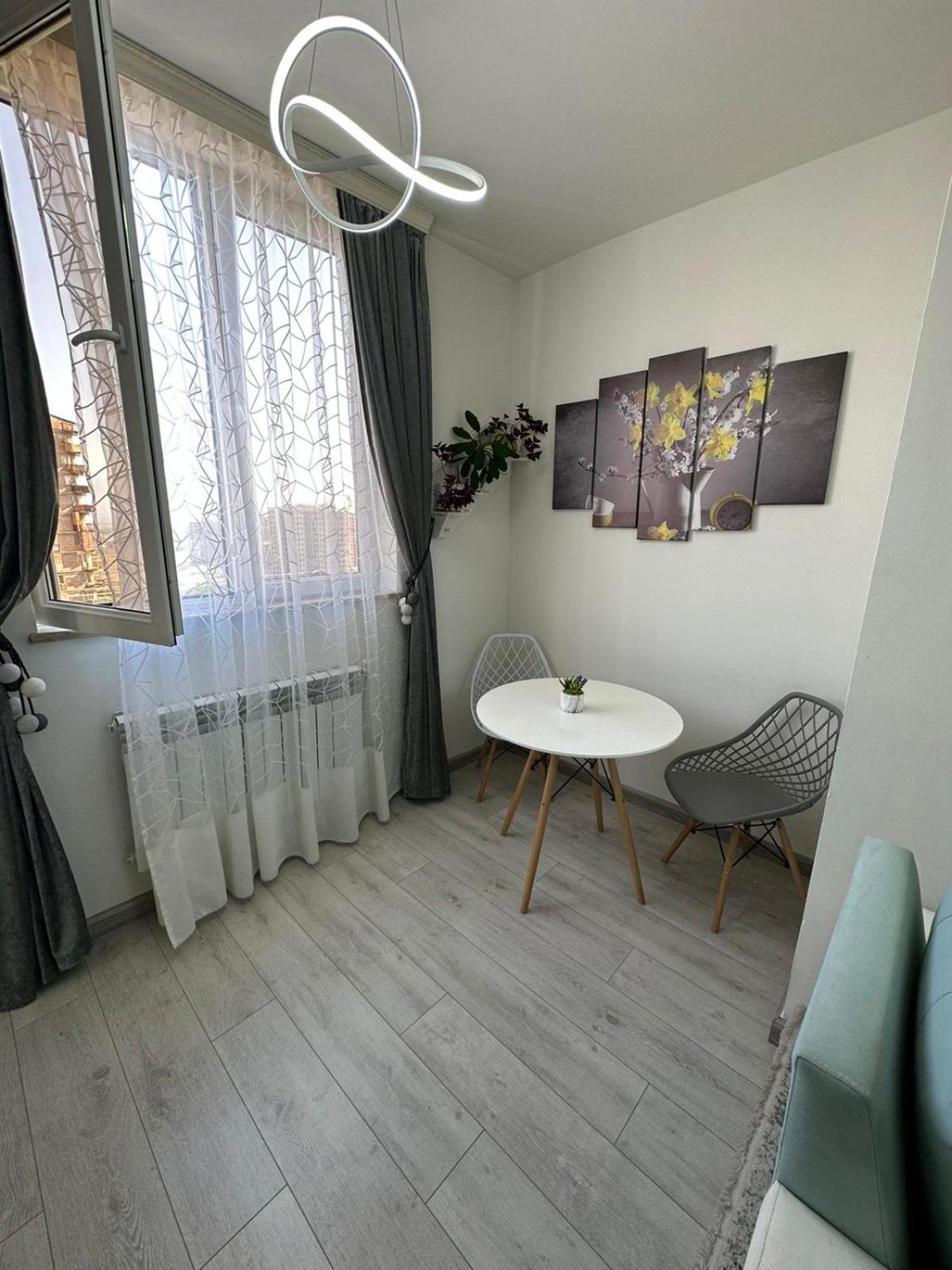 Christina's Stylish Stay at Shinararner 6 / 1, Ajapniak, Yerevan
