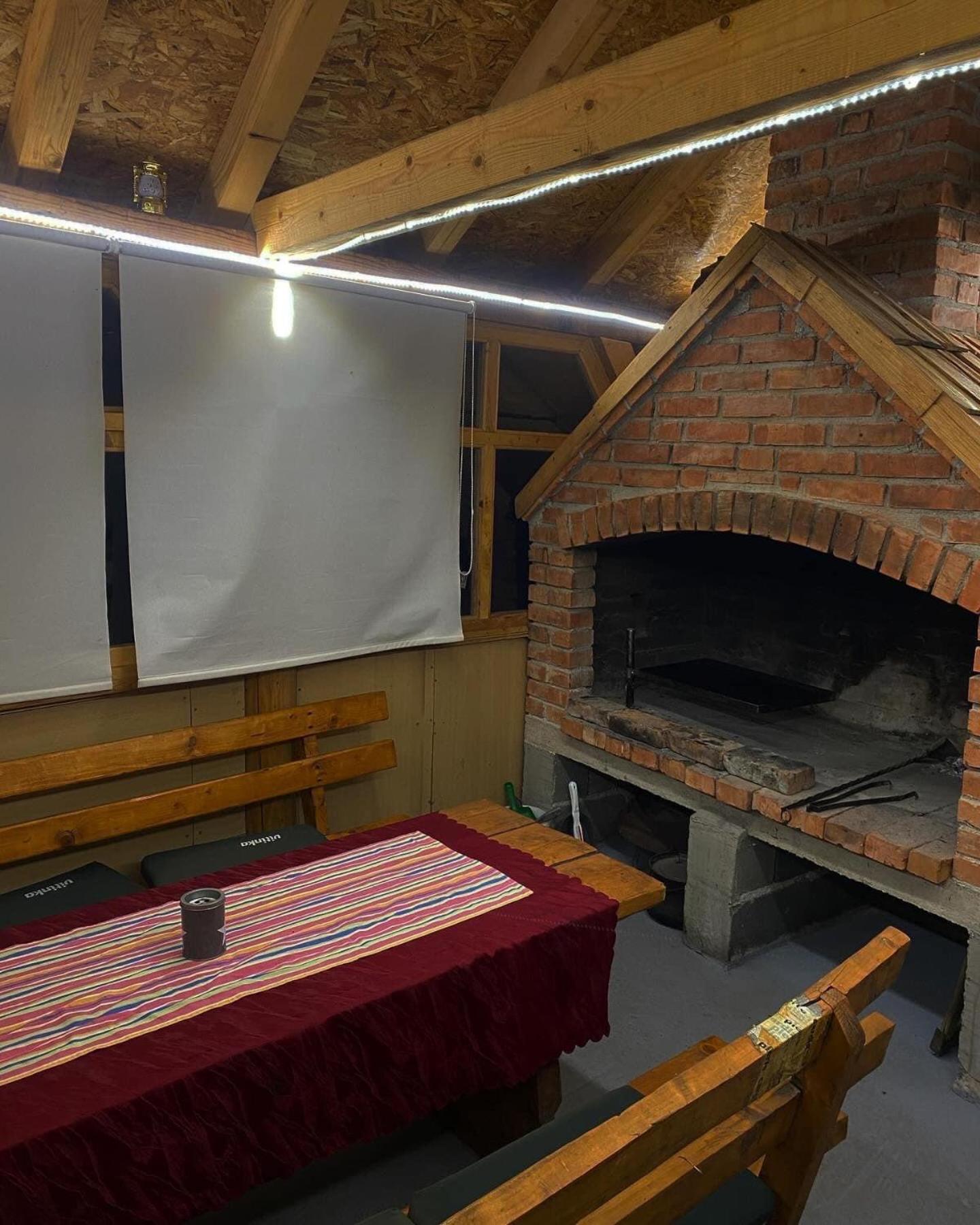Vikendica Amra i Indir