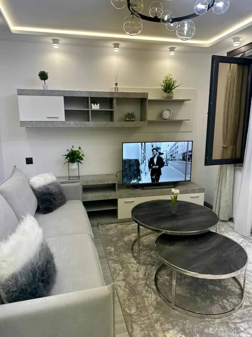 Christina's Stylish Stay at Leningradyan 52, Yerevan