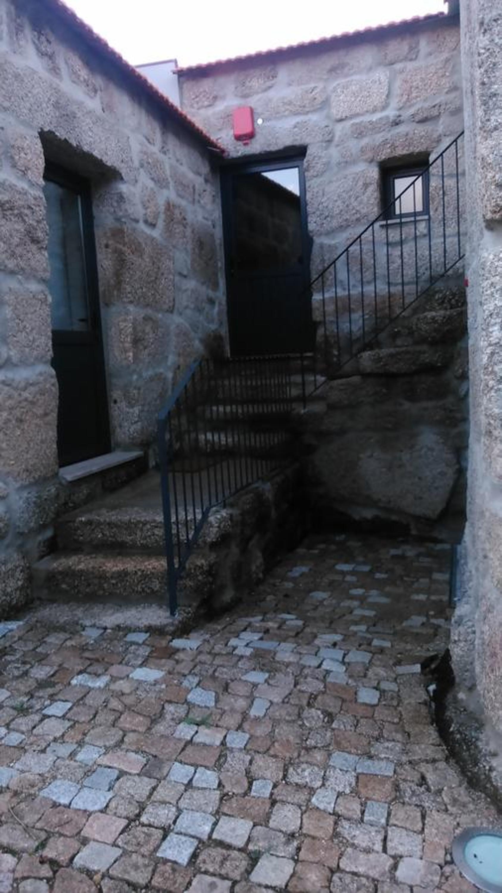 Photo 37