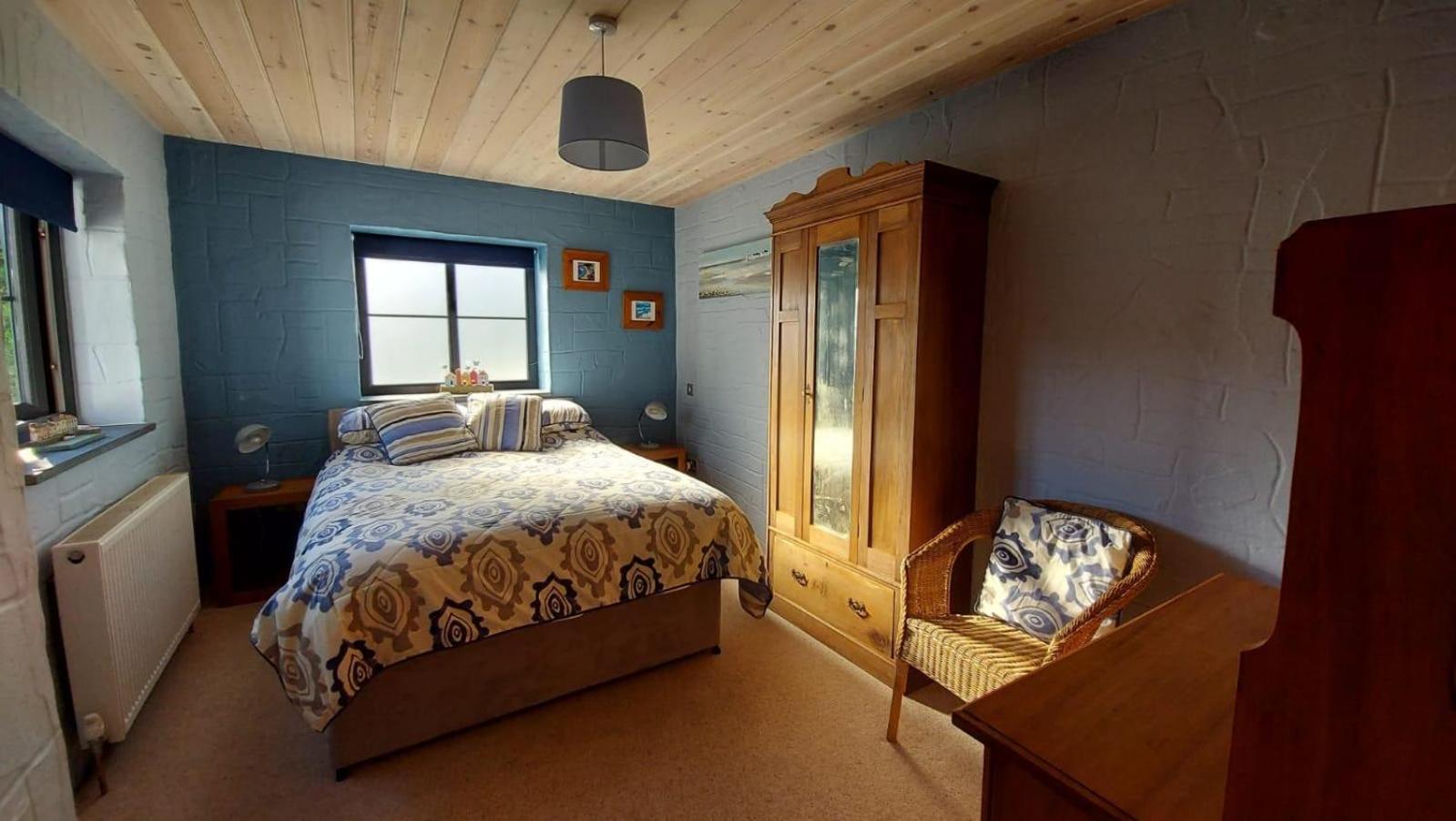 No 1 Dolheulog Aberaeron SA46 0EP