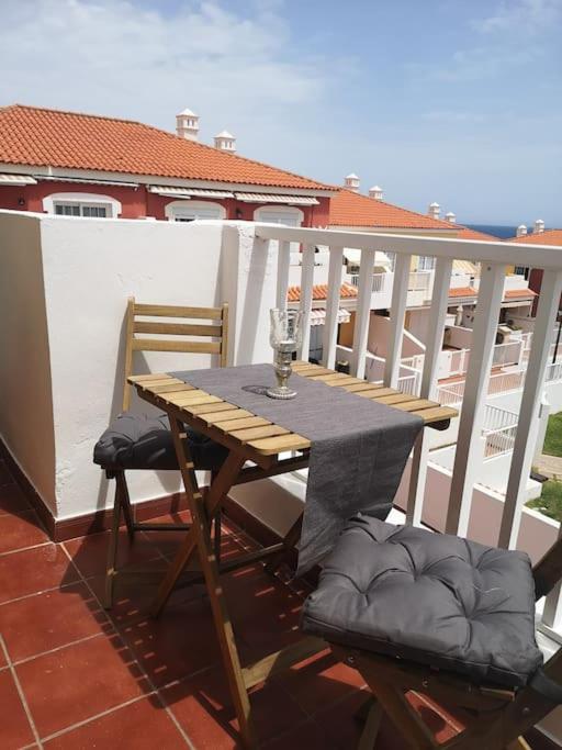 Apartment am Meer mit Pool