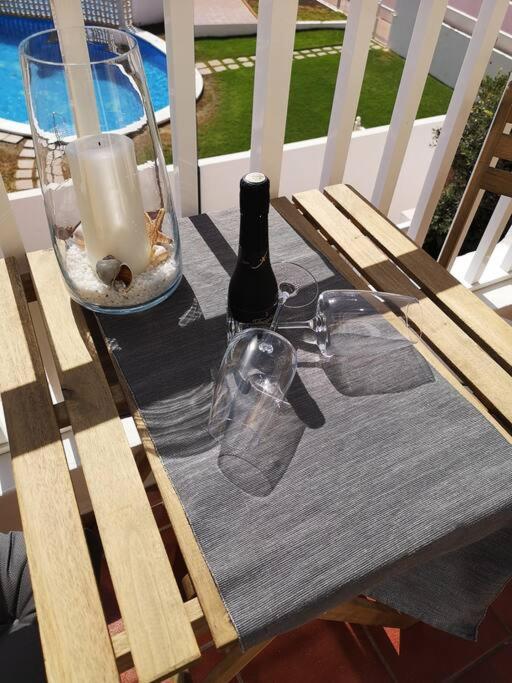 Apartment am Meer mit Pool
