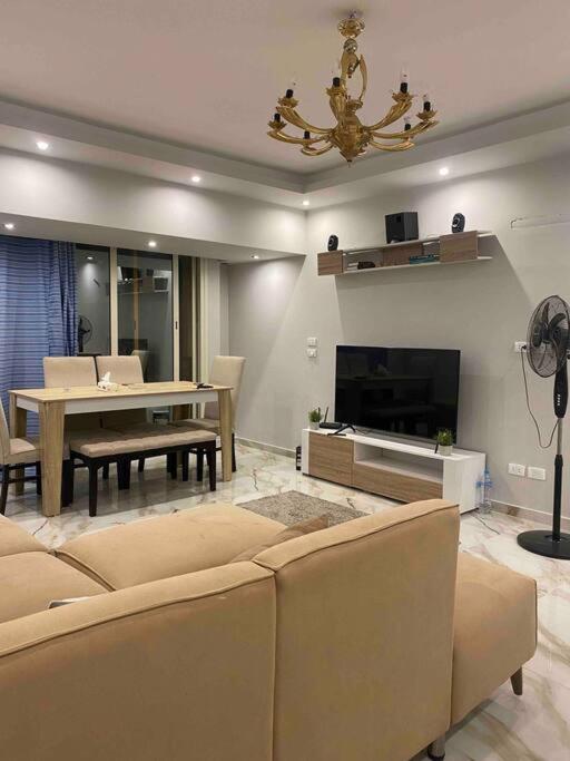 2BR Modern apartment