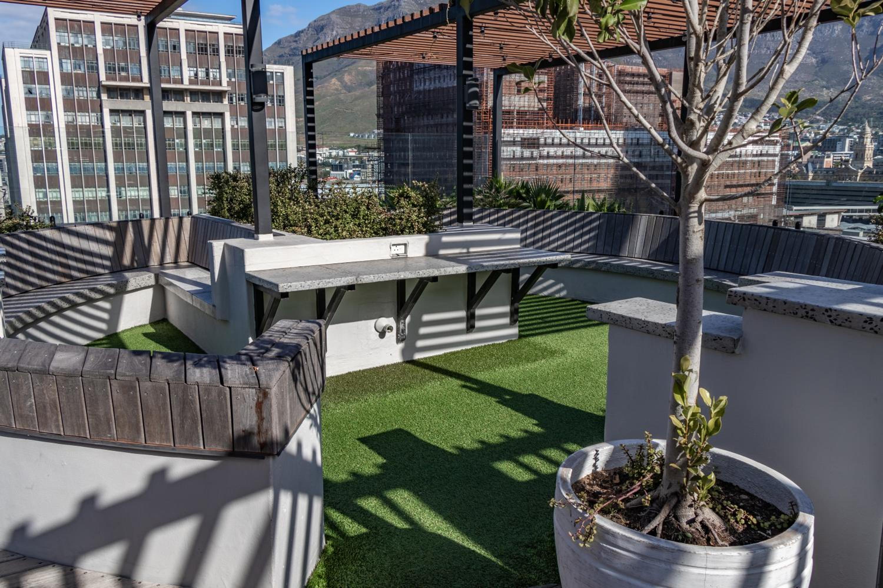 208, The Duke - Luxury apartment with city views