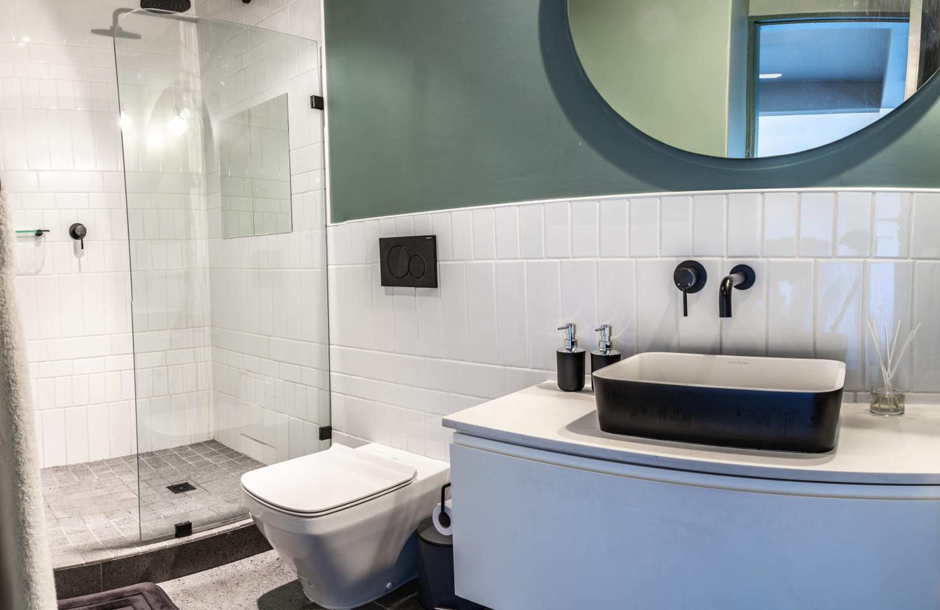 208, The Duke - Luxury apartment with city views