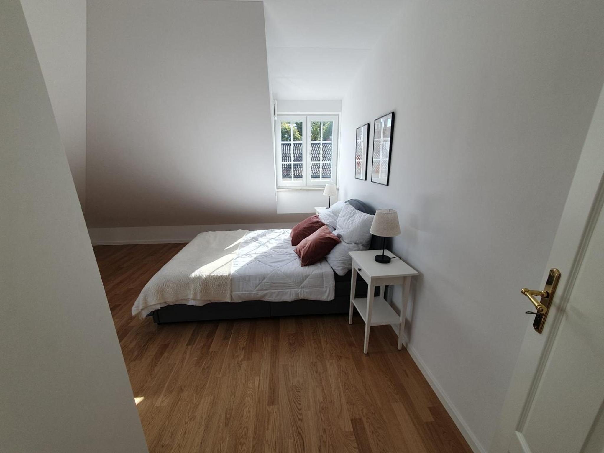Exklusive Neubau Dachterrassenwohnung mit Wohnungslift in Vierfamilienvilla