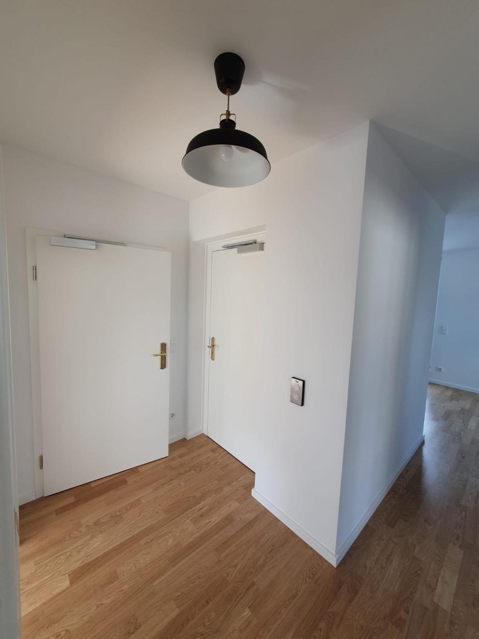 Exklusive Neubau Dachterrassenwohnung mit Wohnungslift in Vierfamilienvilla