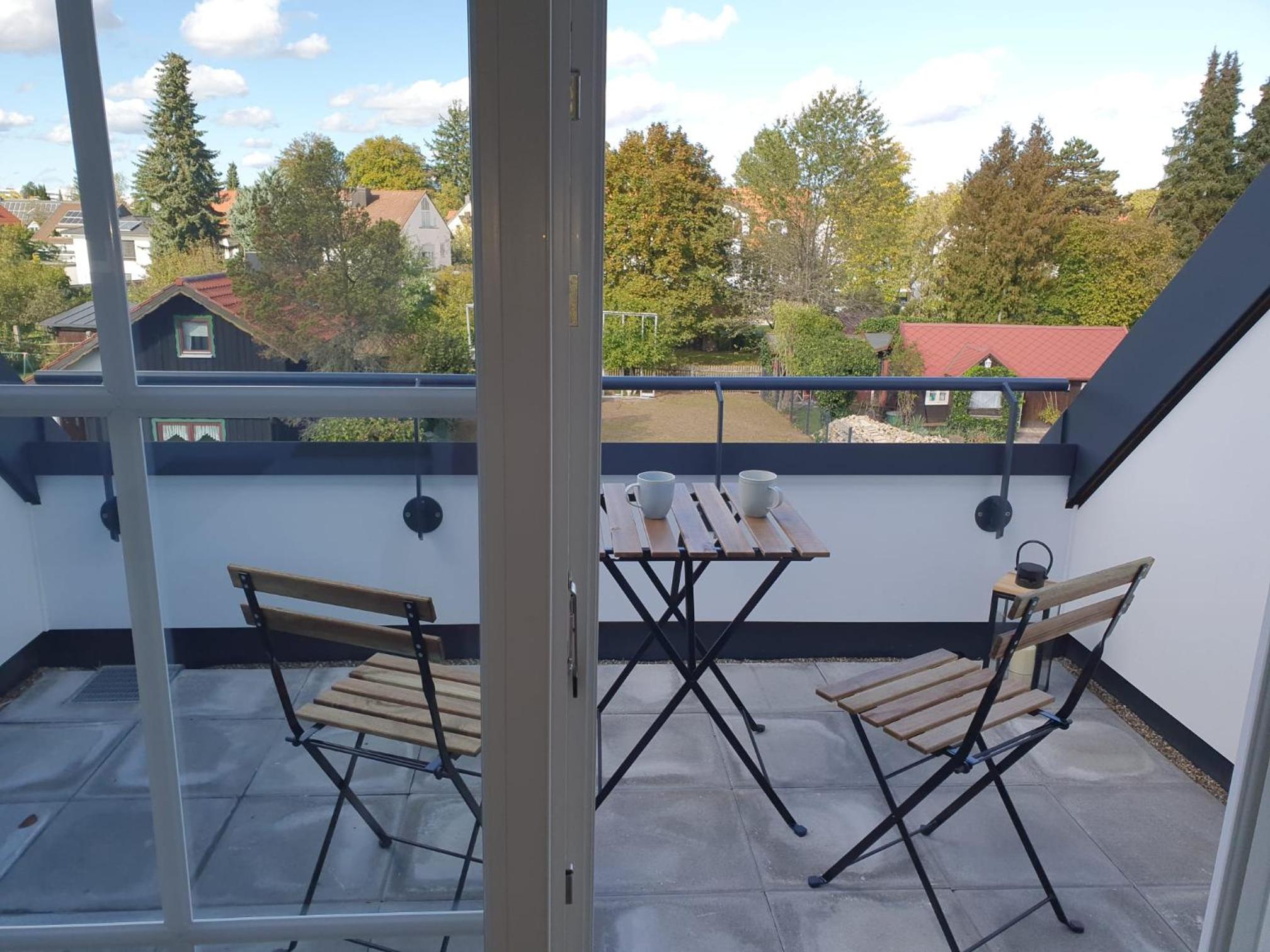 Exklusive Neubau Dachterrassenwohnung mit Wohnungslift in Vierfamilienvilla