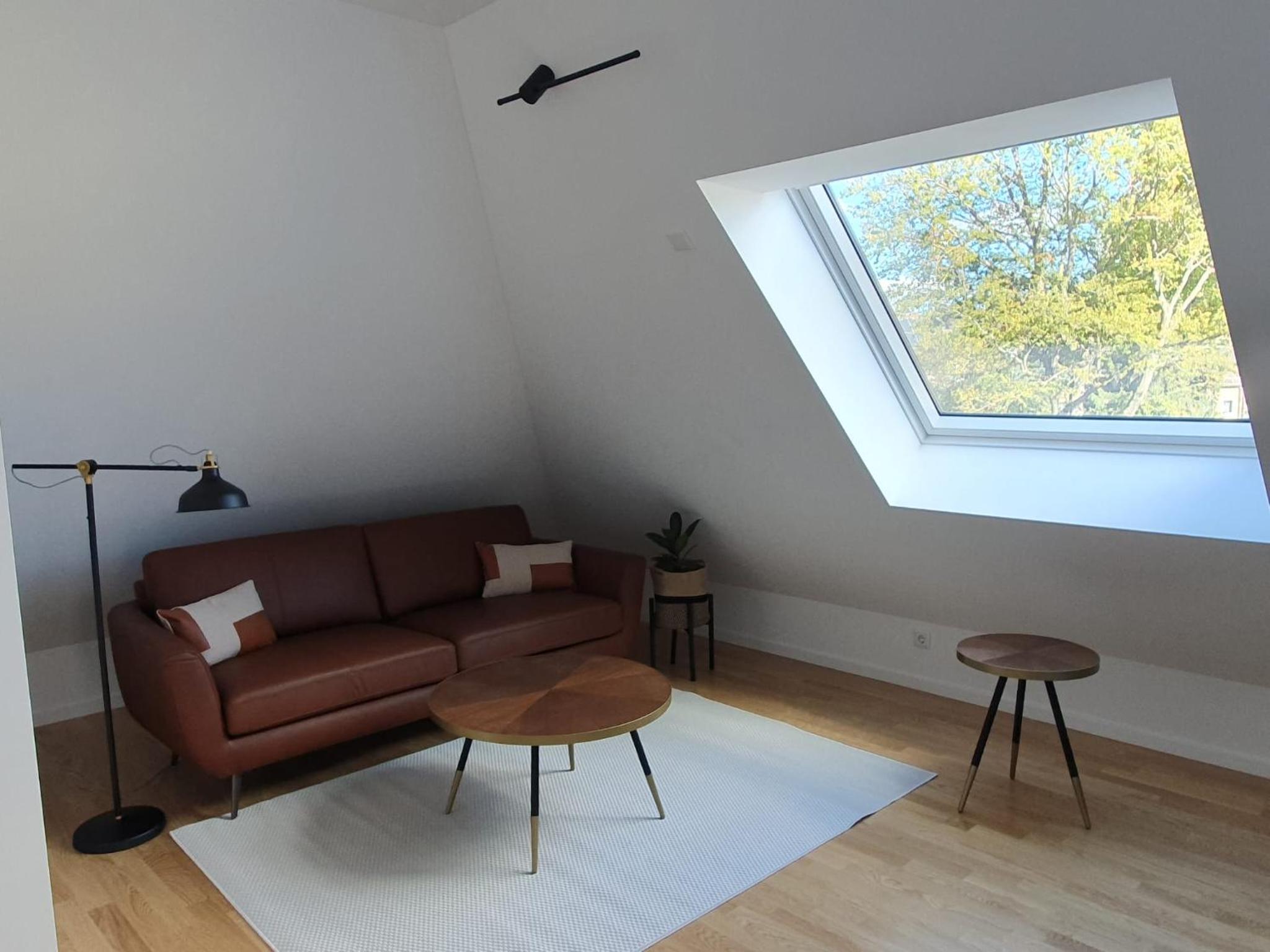 Exklusive Neubau Dachterrassenwohnung mit Wohnungslift in Vierfamilienvilla