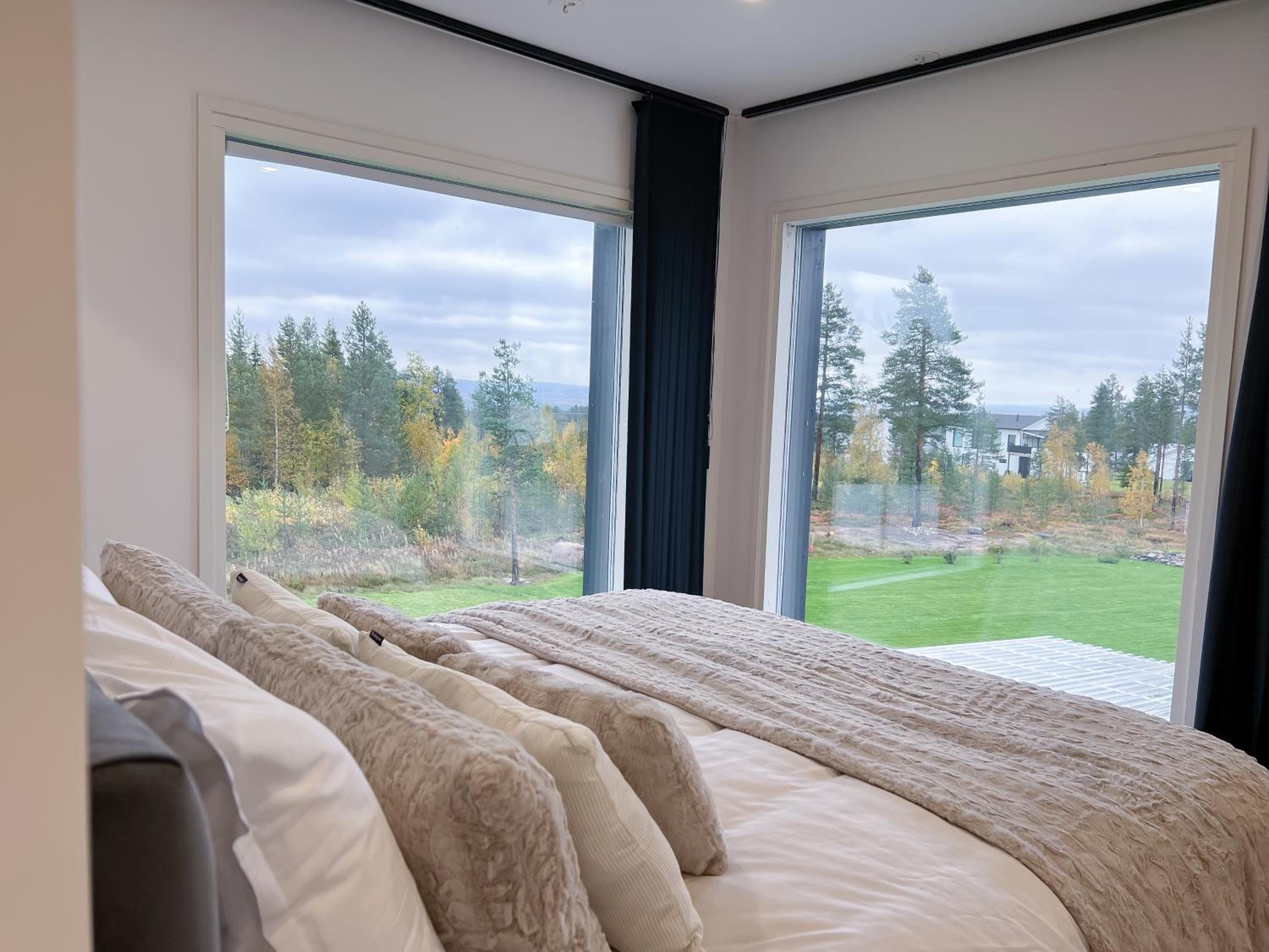 Villa Aurora view 3