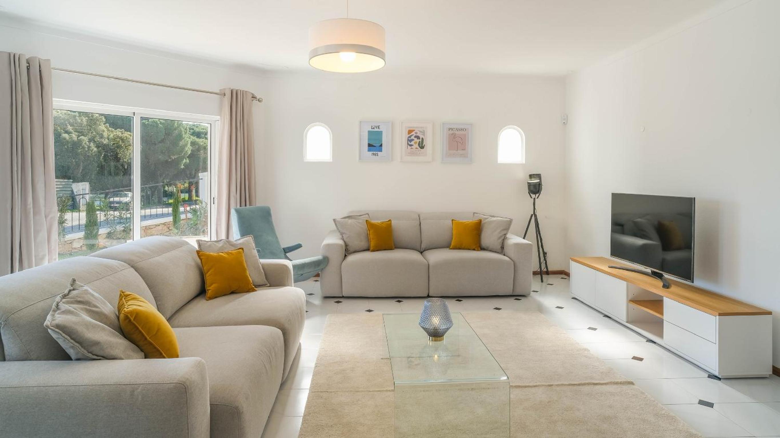 Casa SP- Villa with heated pool near Vilamoura, Vale do Lobo view 3