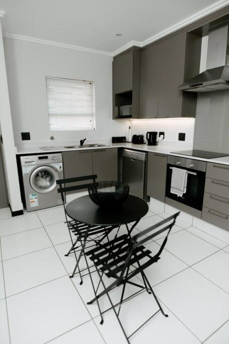 Bee'z Homes view 2