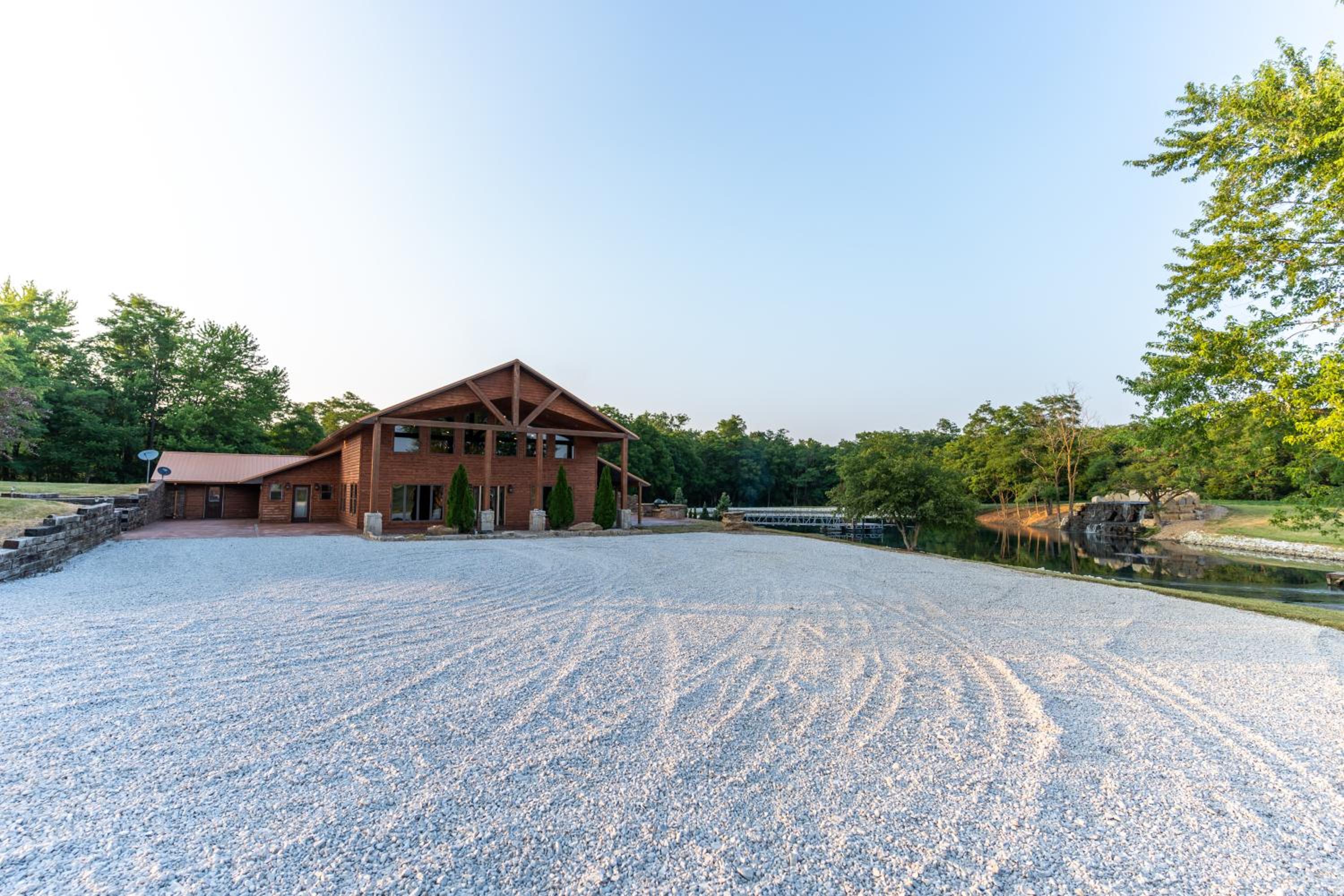 Bearshield Lodge