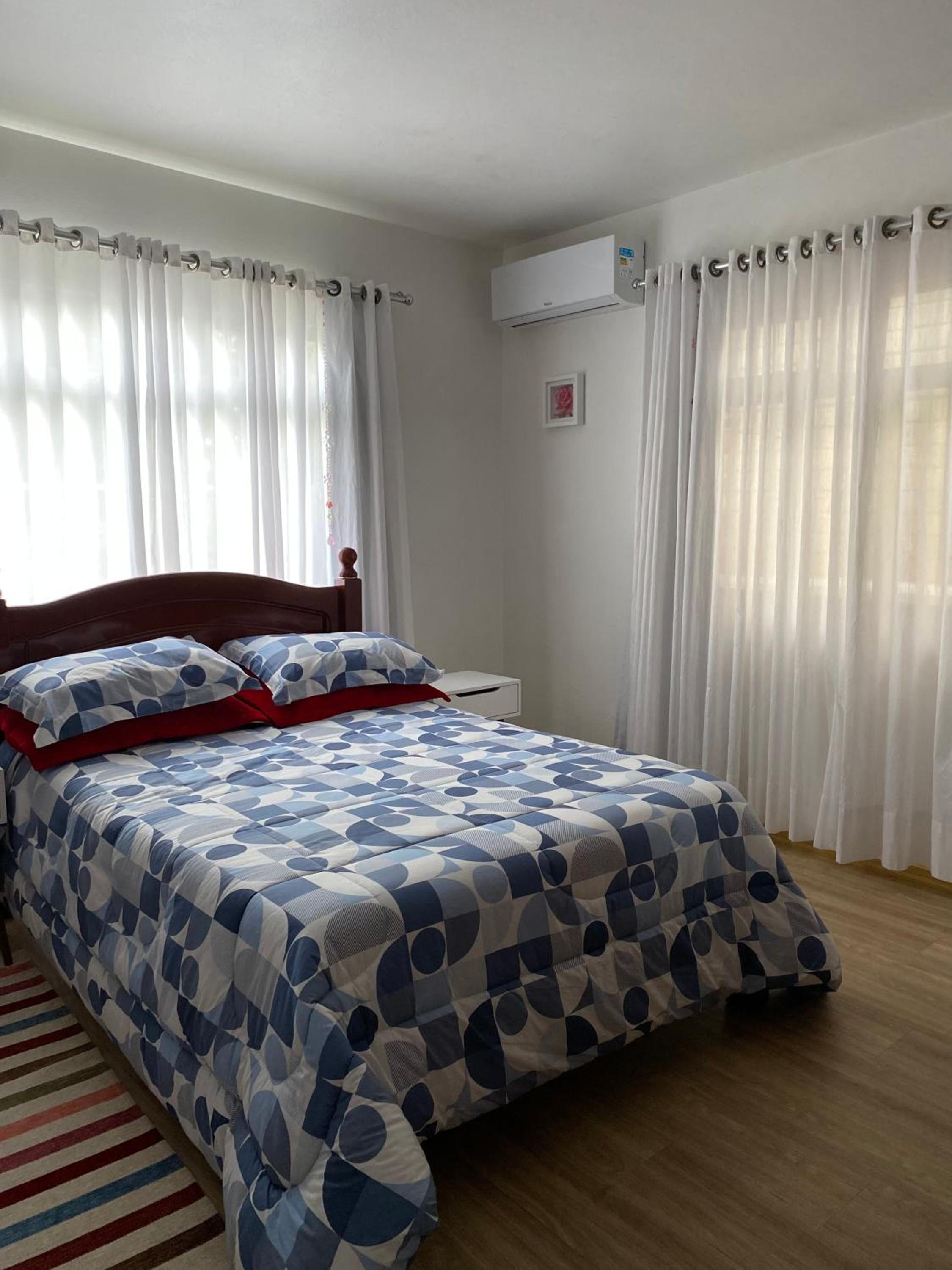 Casa Bombinhas