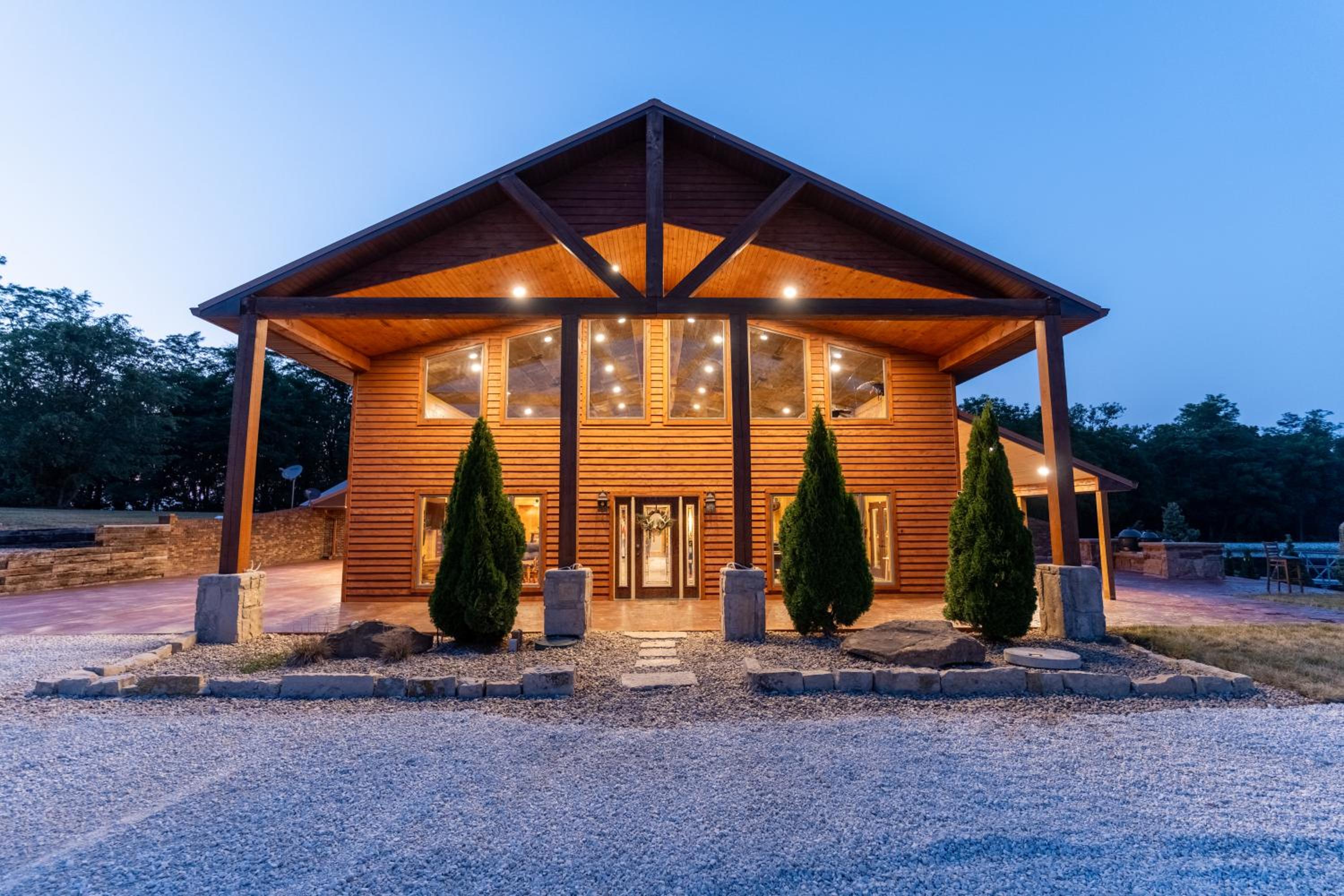 Bearshield Lodge