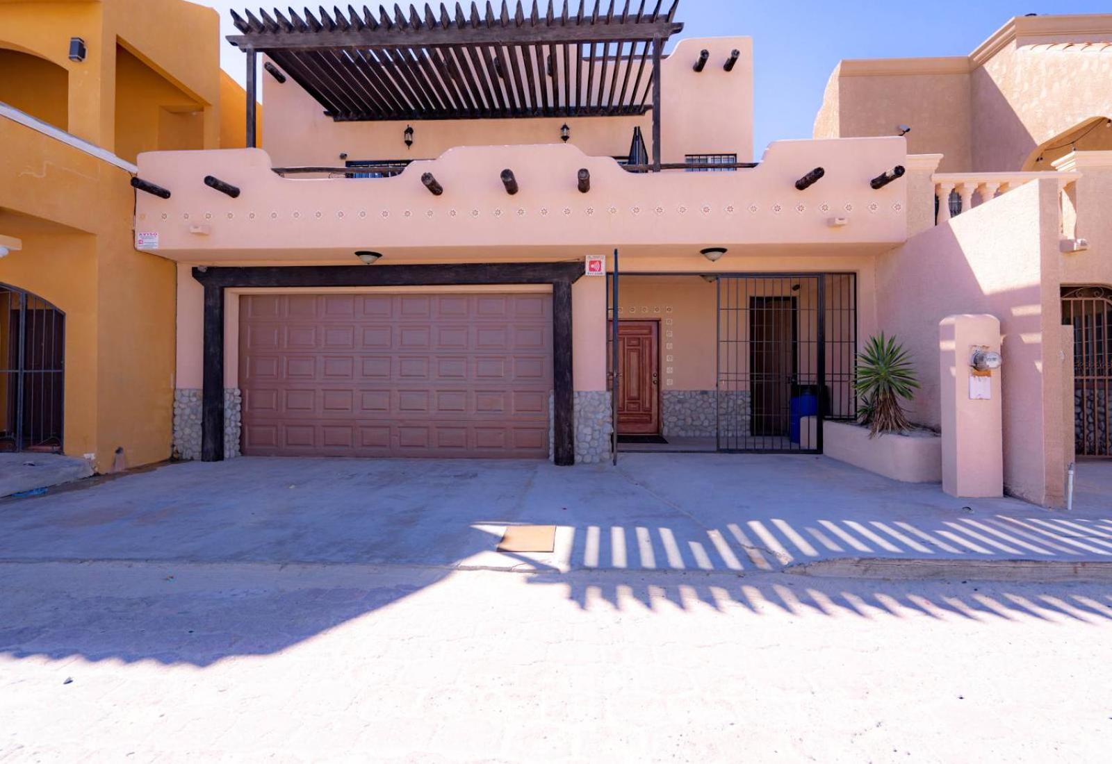 Villa de Las Palmas 3BR Holiday Rental Home view 5