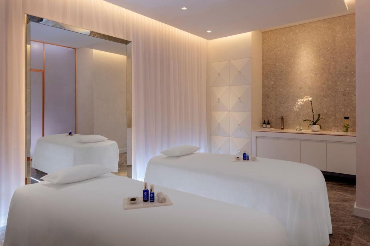 YOUR STAY Apartments at the SLS Residence